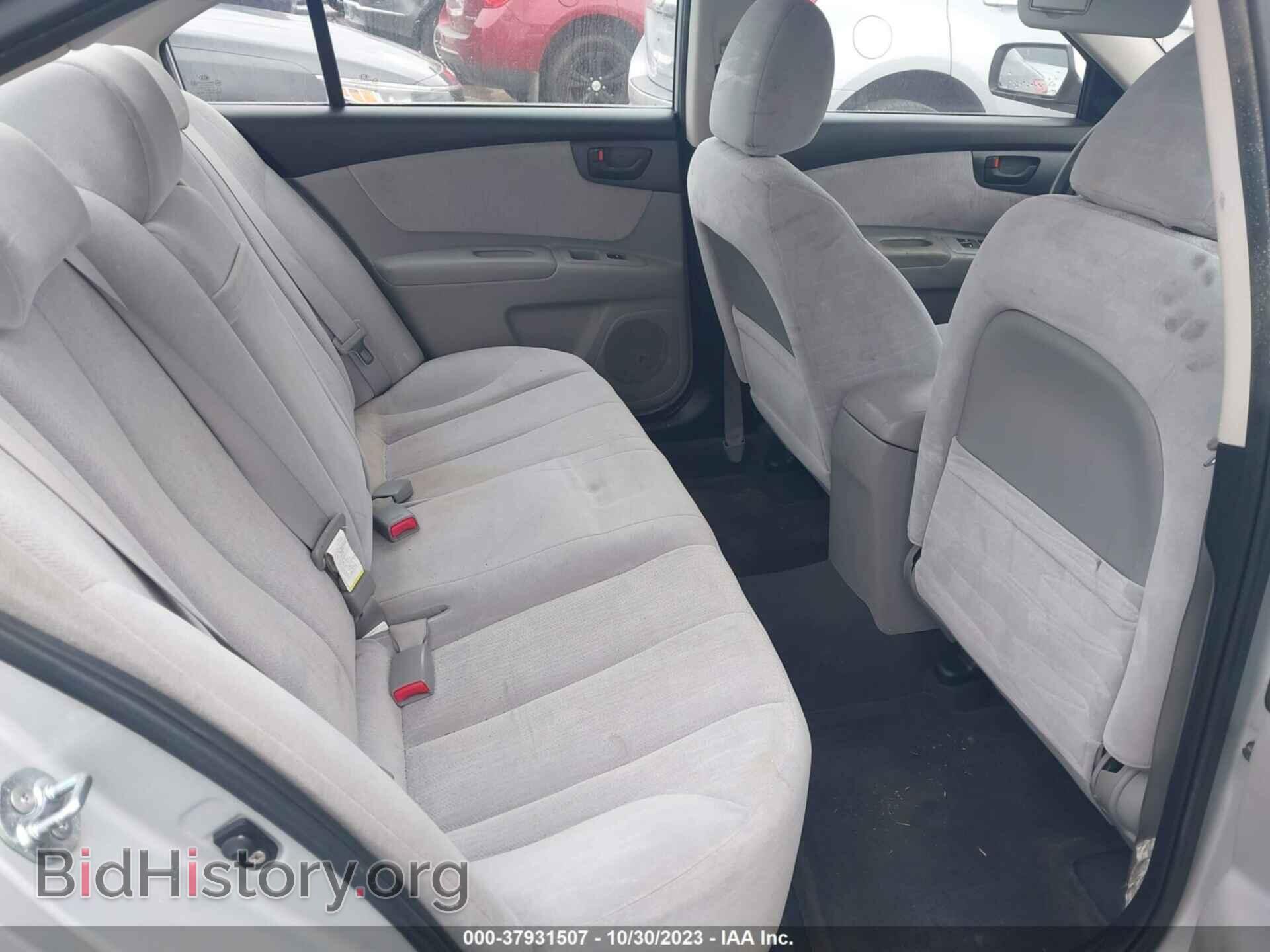 2009 KIA OPTIMA - VIN: KNAGE228095295239 - Фото 8