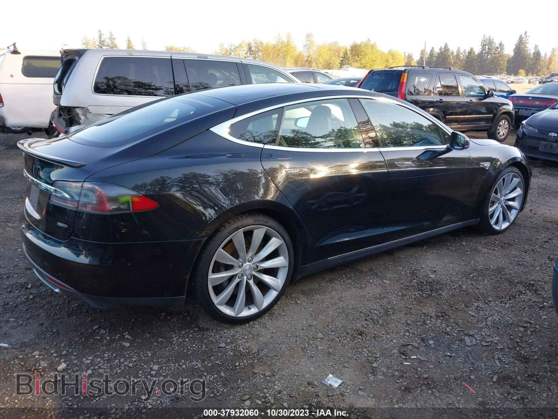 2015 TESLA MODEL S - VIN: 5YJSA1E27FF101181 - Photo 4