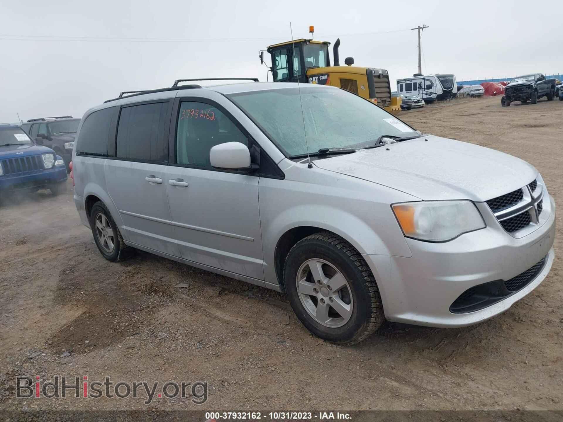 Photo 2D4RN3DG5BR639598 - DODGE GRAND CARAVAN 2011