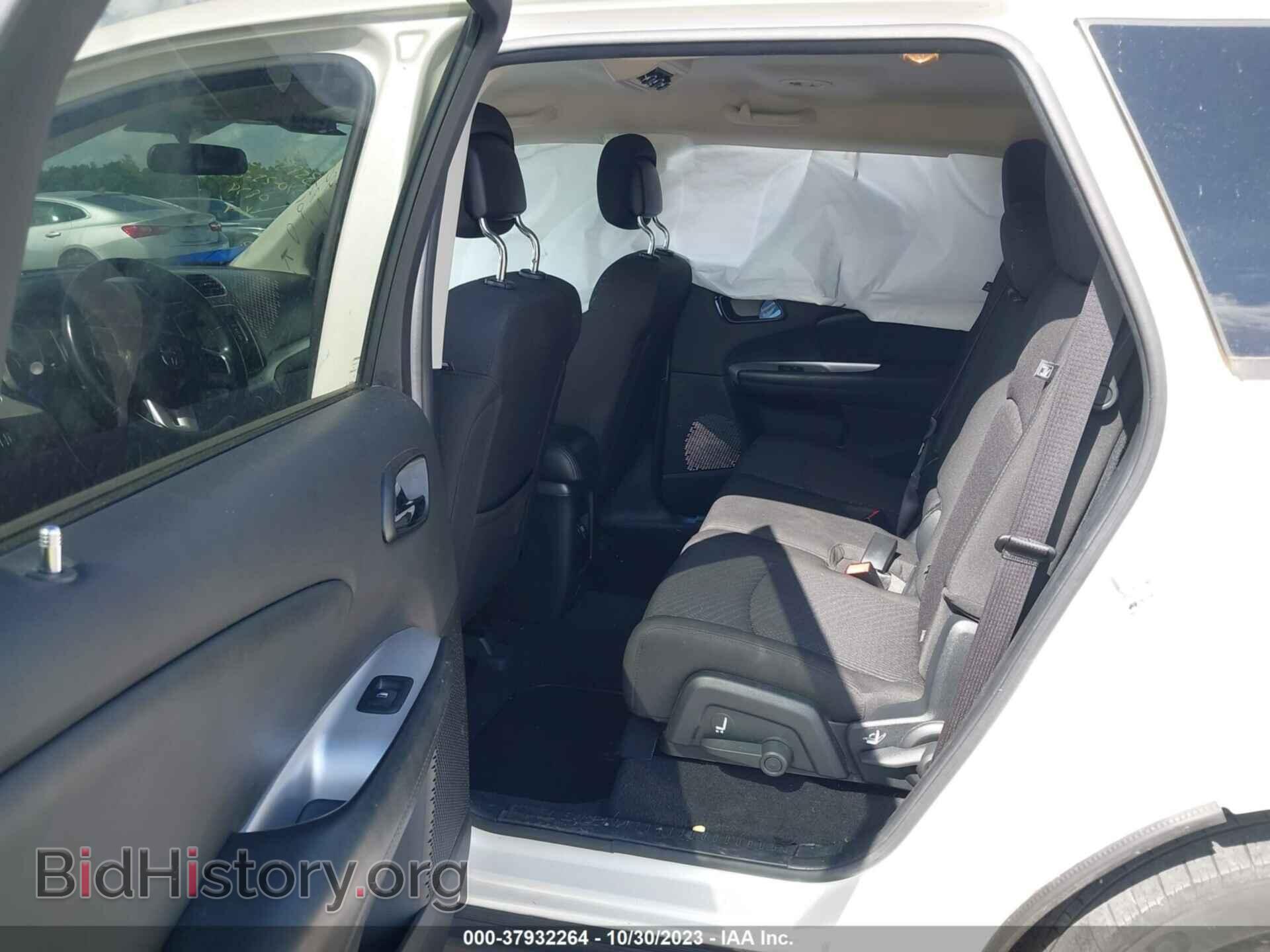 2018 DODGE JOURNEY - VIN: 3C4PDCAB1JT140874 - Фото 8