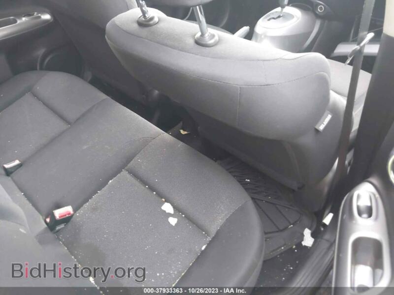 2011 Nissan JUKE (VIN JN8AF5MV4BT016875) — фото 8 из 11