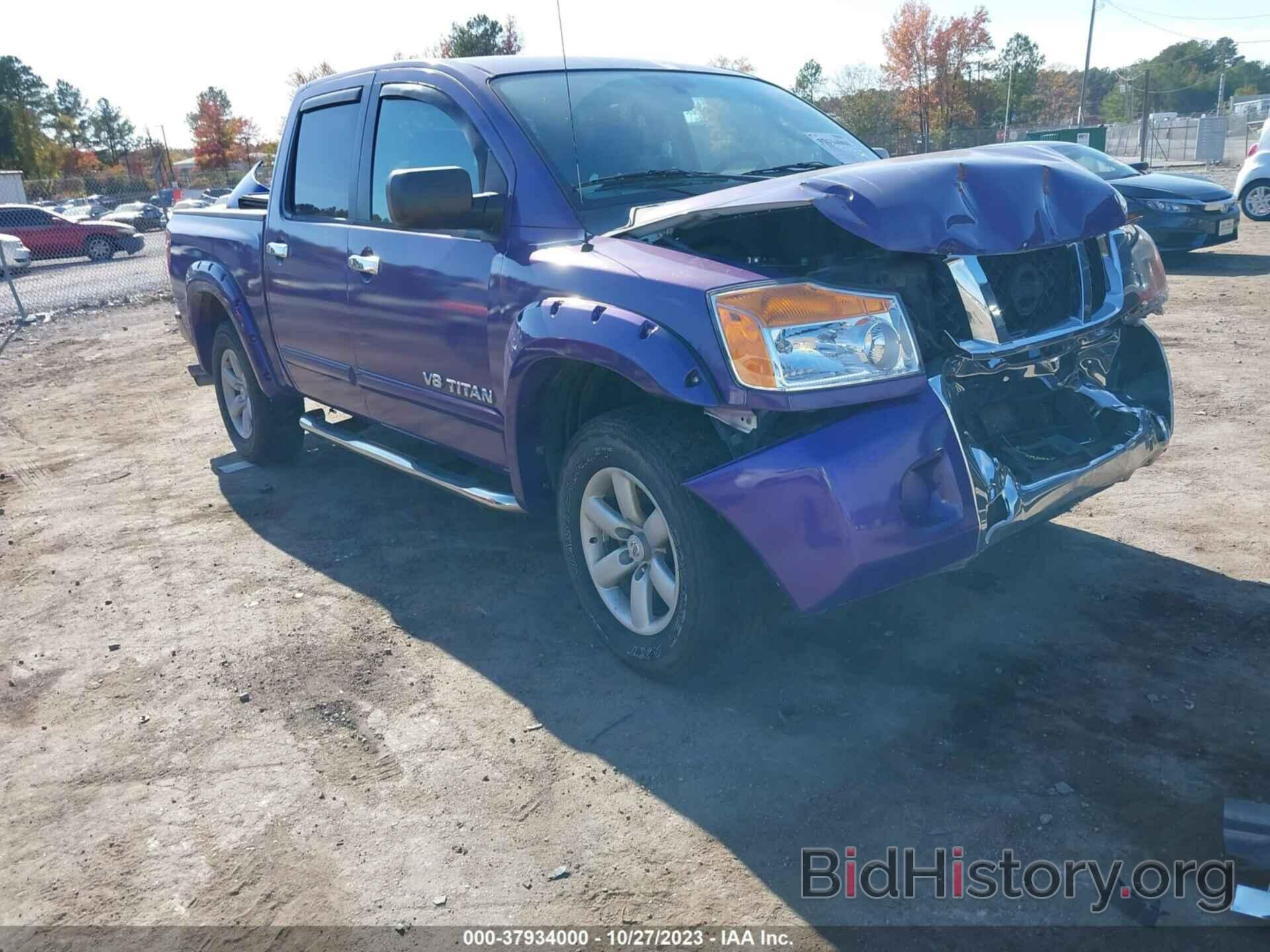 Photo 1N6AA0EJ0BN304743 - NISSAN TITAN 2011