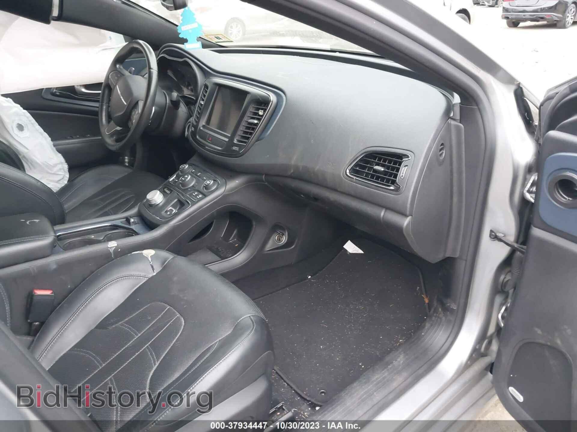 2015 CHRYSLER 200 - VIN: 1C3CCCBBXFN753054 - Photo 5