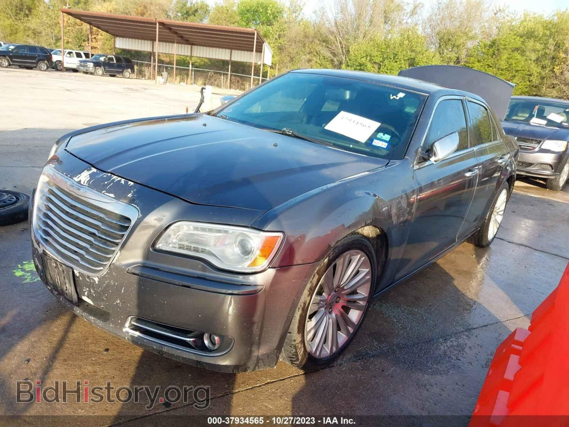 2014 CHRYSLER 300 - VIN: 2C3CCAEG2EH230968 - Фото 2