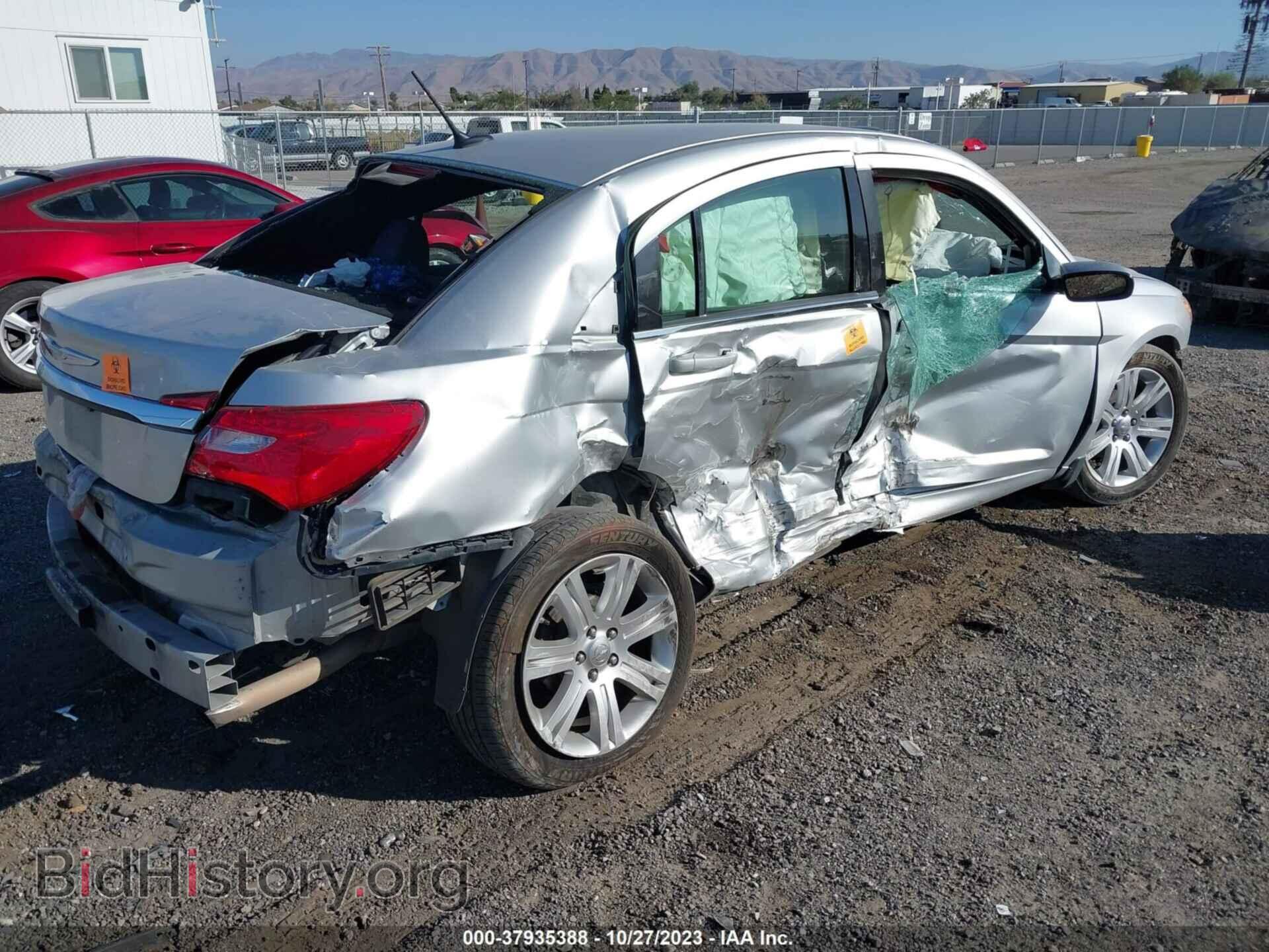 2012 CHRYSLER 200 - VIN: 1C3CCBAB3CN318612 - Фото 4
