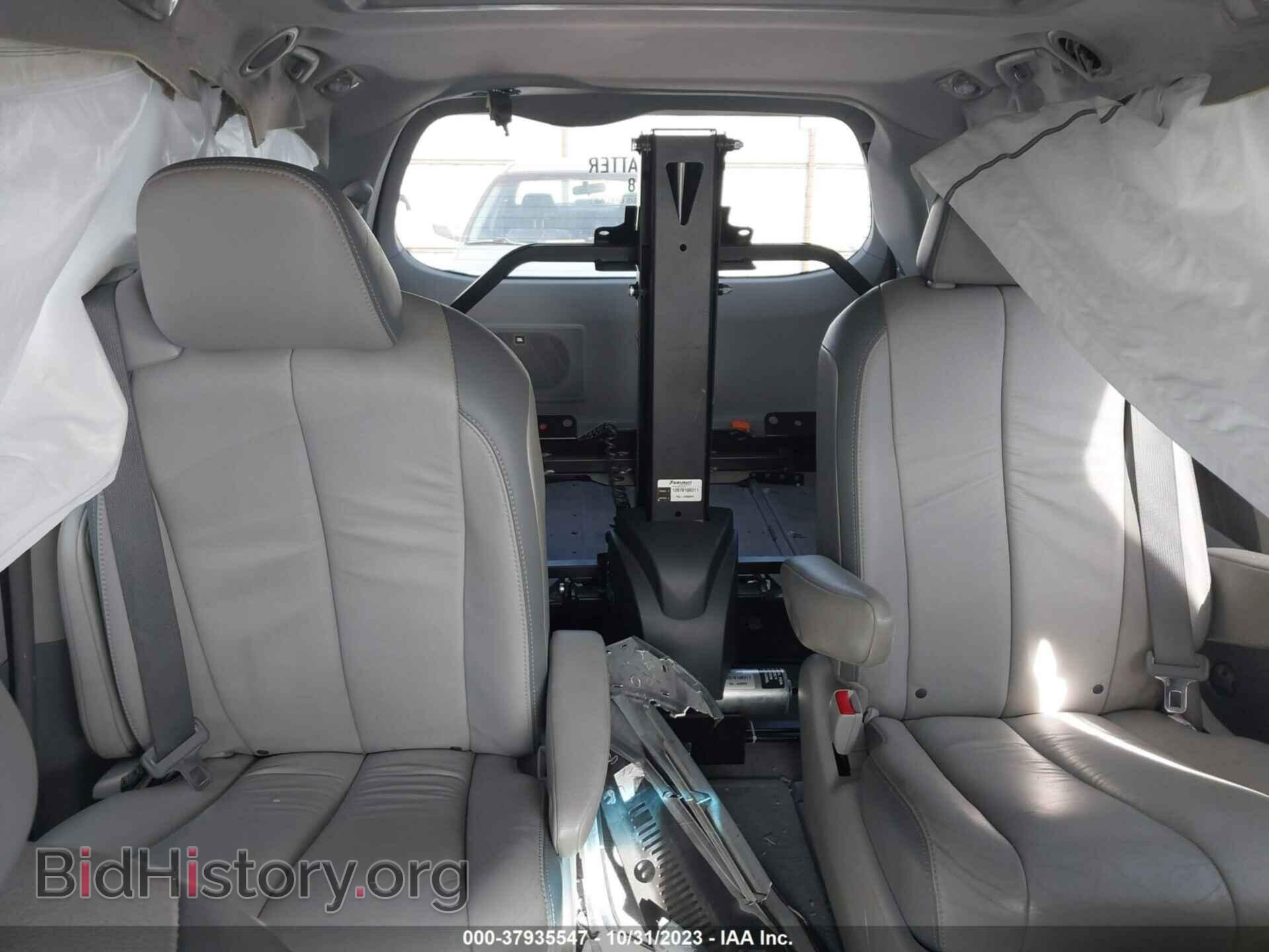 2012 TOYOTA SIENNA - VIN: 5TDDK3DC2CS044987 - Фото 8