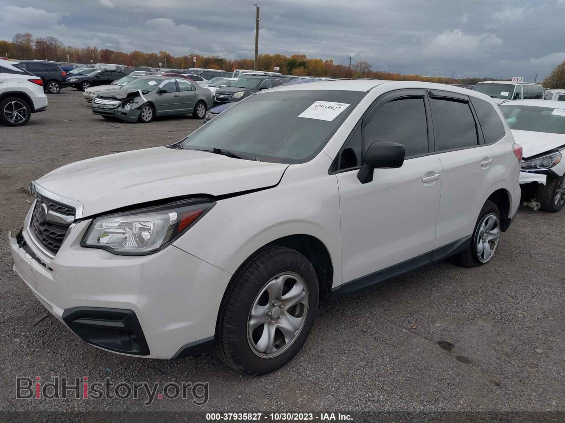 2018 SUBARU FORESTER - VIN: JF2SJAAC0JG580087 - Фото 2