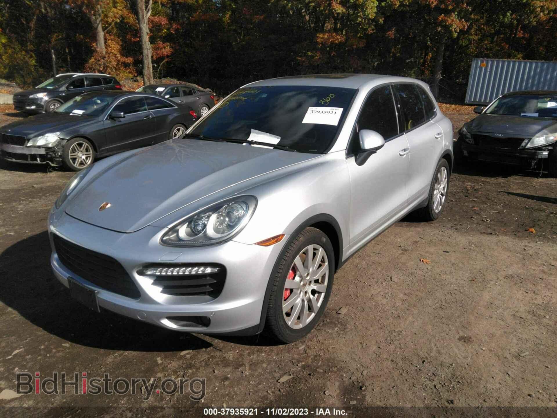2011 PORSCHE CAYENNE - VIN: WP1AC2A23BLA81051 - Фото 2