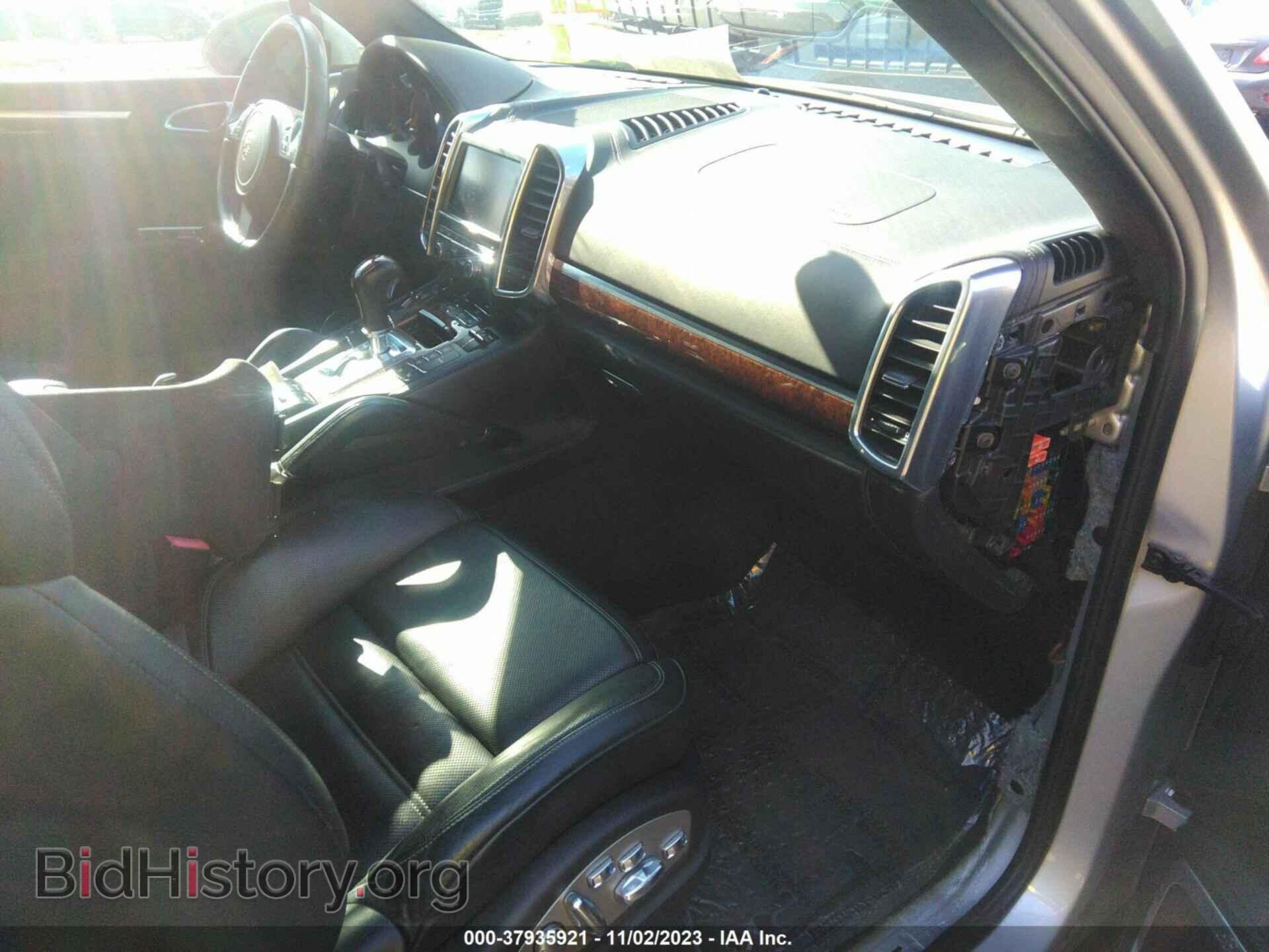 2011 PORSCHE CAYENNE - VIN: WP1AC2A23BLA81051 - Фото 5