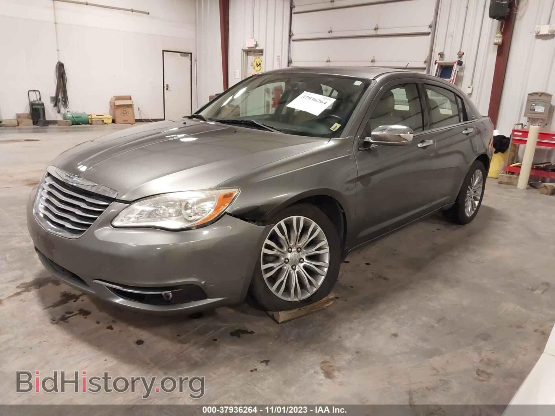 2013 CHRYSLER 200 - VIN: 1C3CCBCG1DN515871 - Фото 2