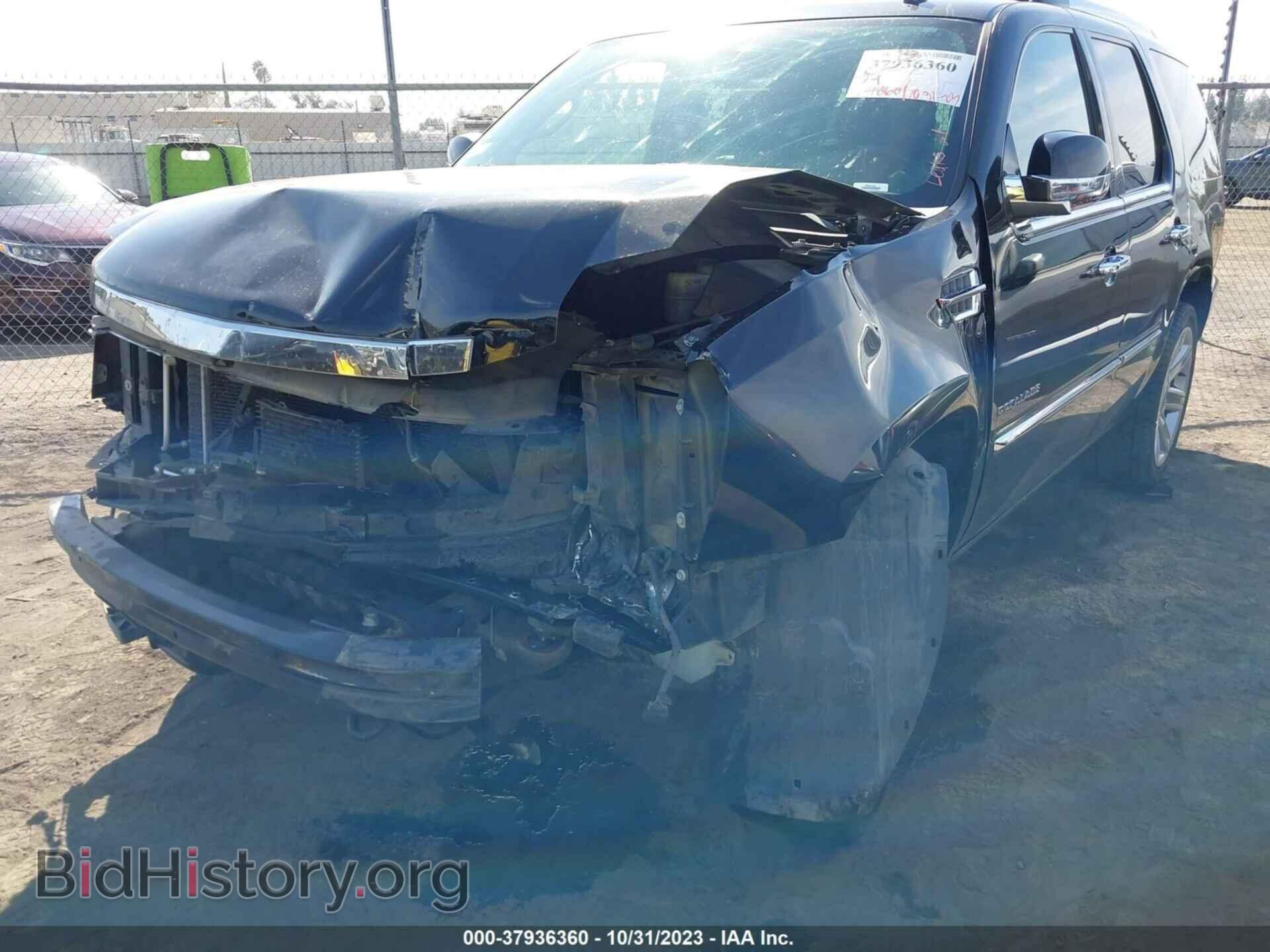 2011 CADILLAC ESCALADE - VIN: 1GYS3AEF3BR271582 - Фото 6