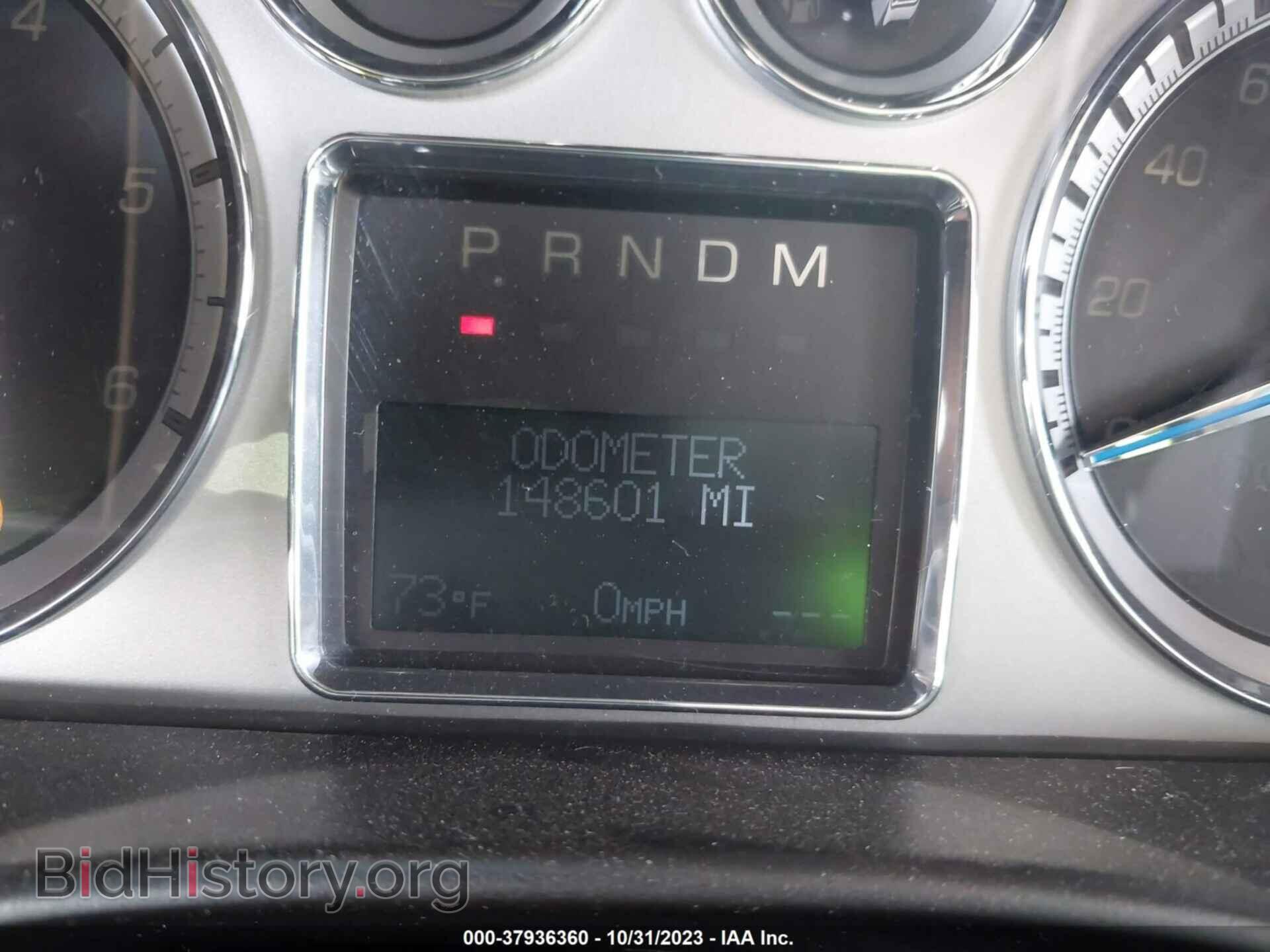 2011 CADILLAC ESCALADE - VIN: 1GYS3AEF3BR271582 - Фото 7