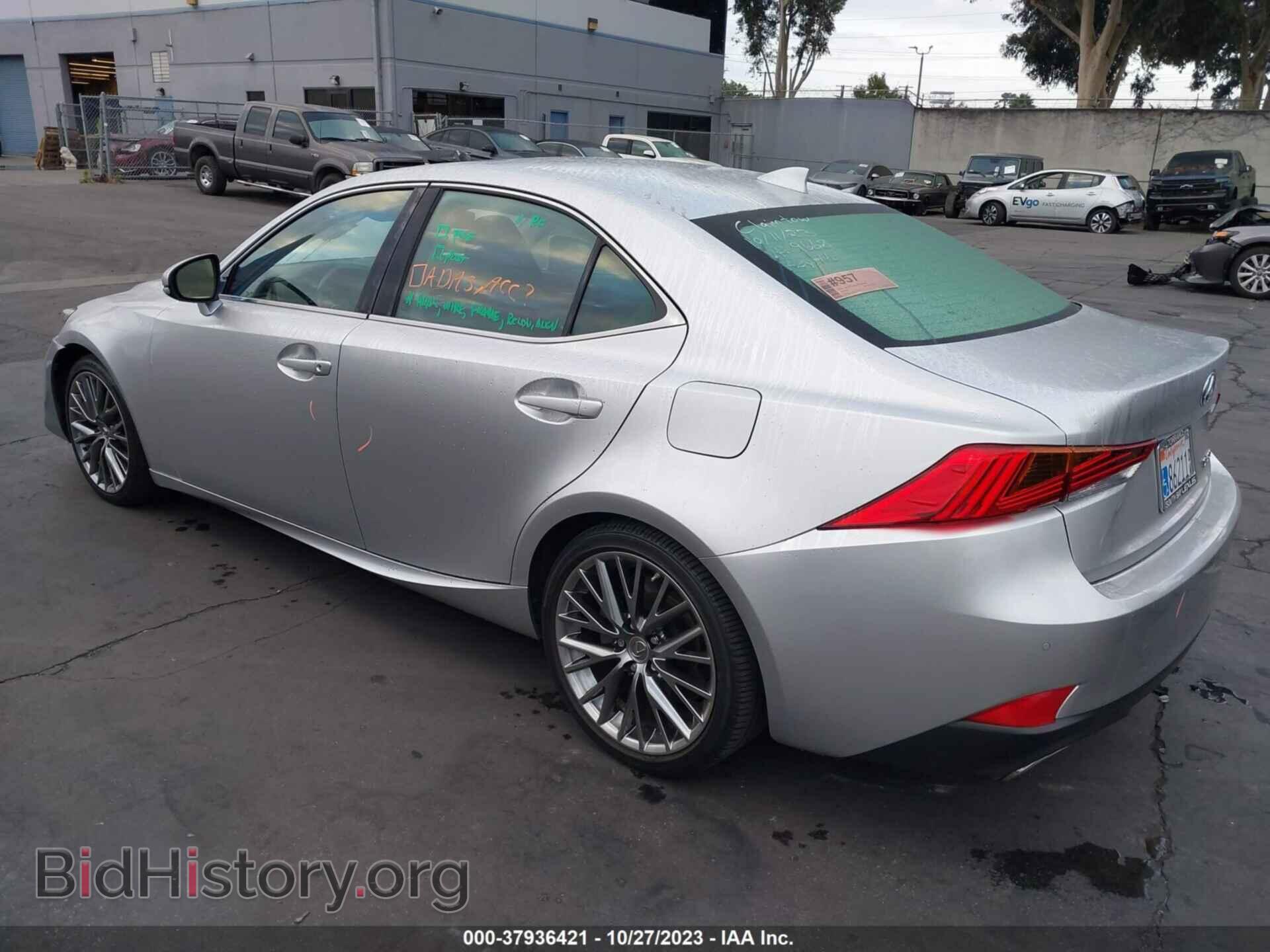 2019 LEXUS IS - VIN: JTHBA1D27K5099668 - Фото 3