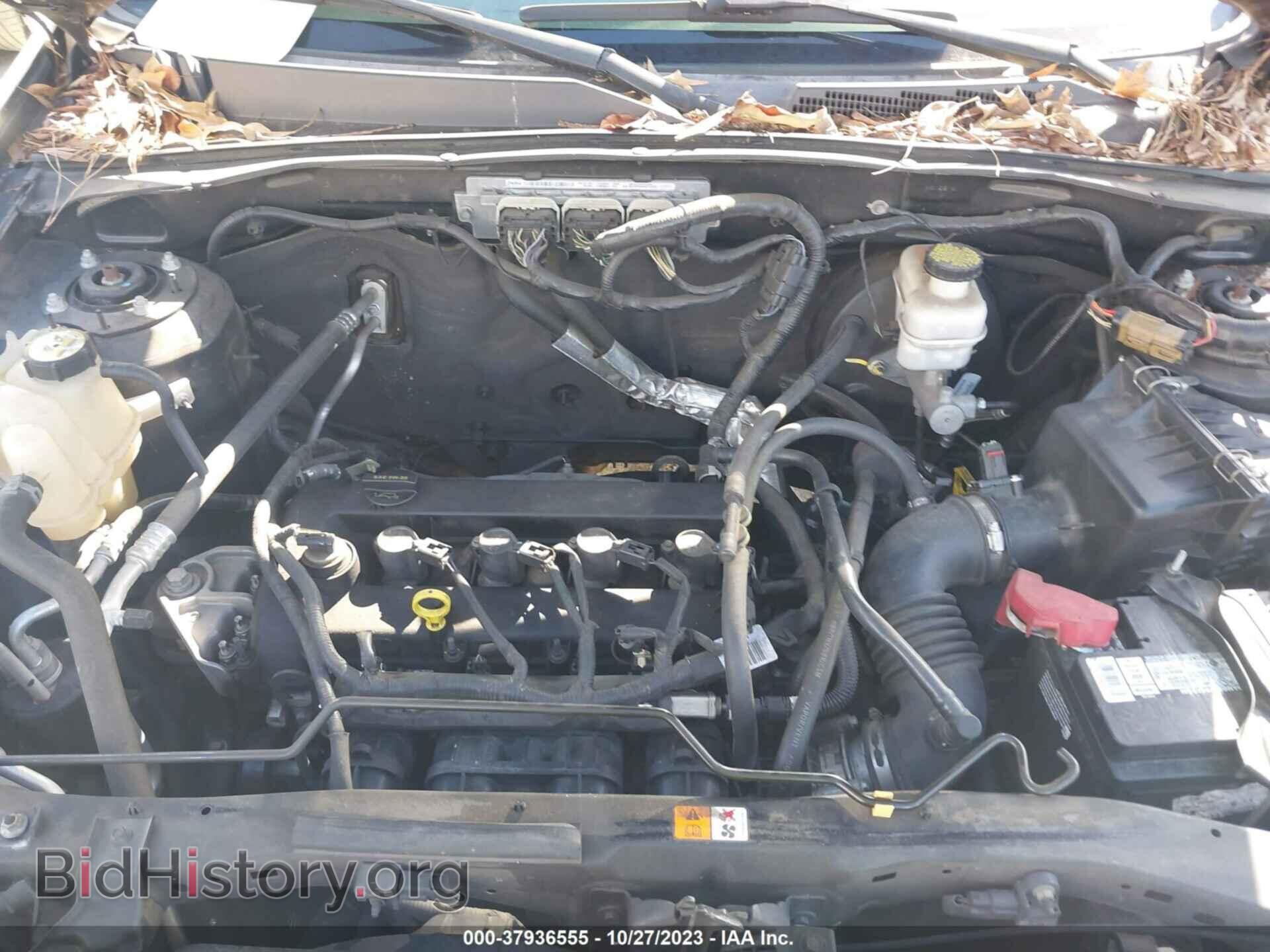 2011 FORD ESCAPE - VIN: 1FMCU0D77BKA93286 - Photo 10