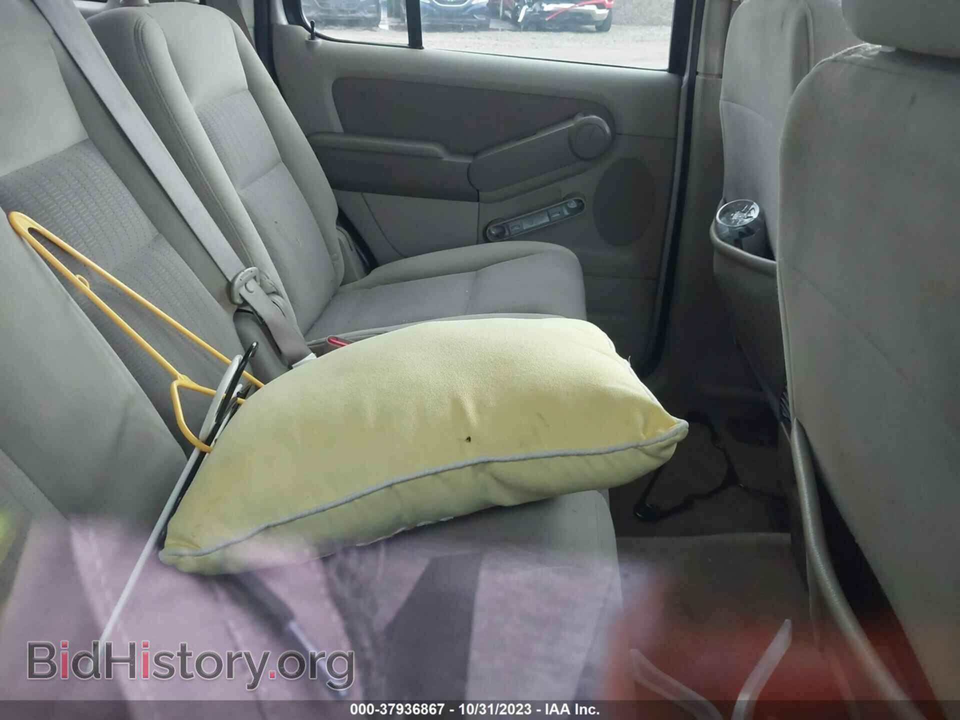 2007 FORD EXPLORER - VIN: 1FMEU63E97UA81812 - Фото 8