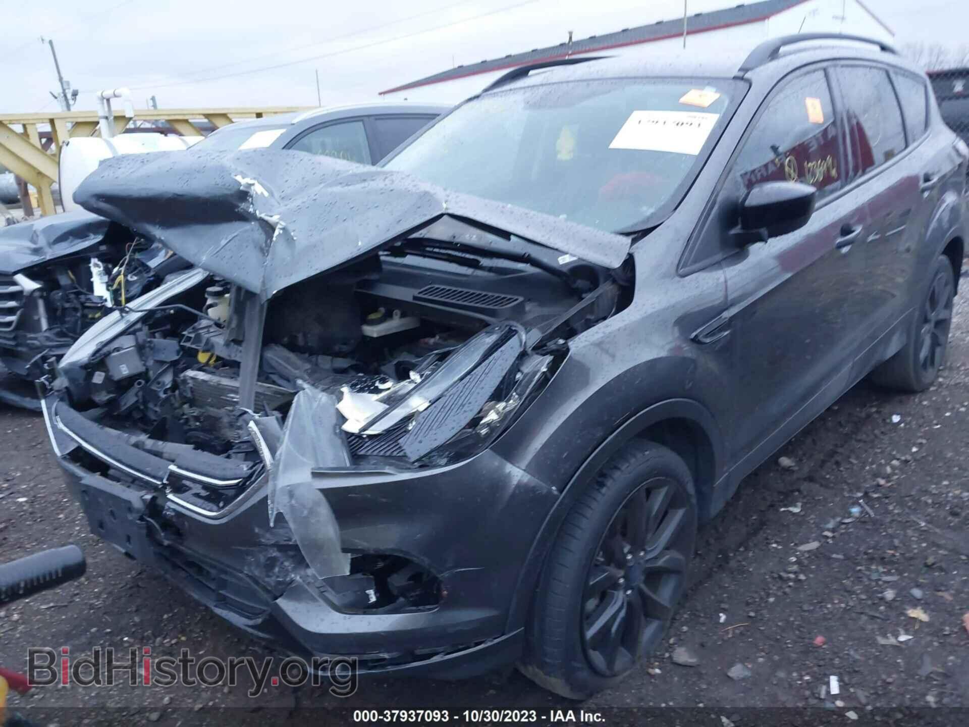 2017 FORD ESCAPE - VIN: 1FMCU0GD5HUD15371 - Фото 2