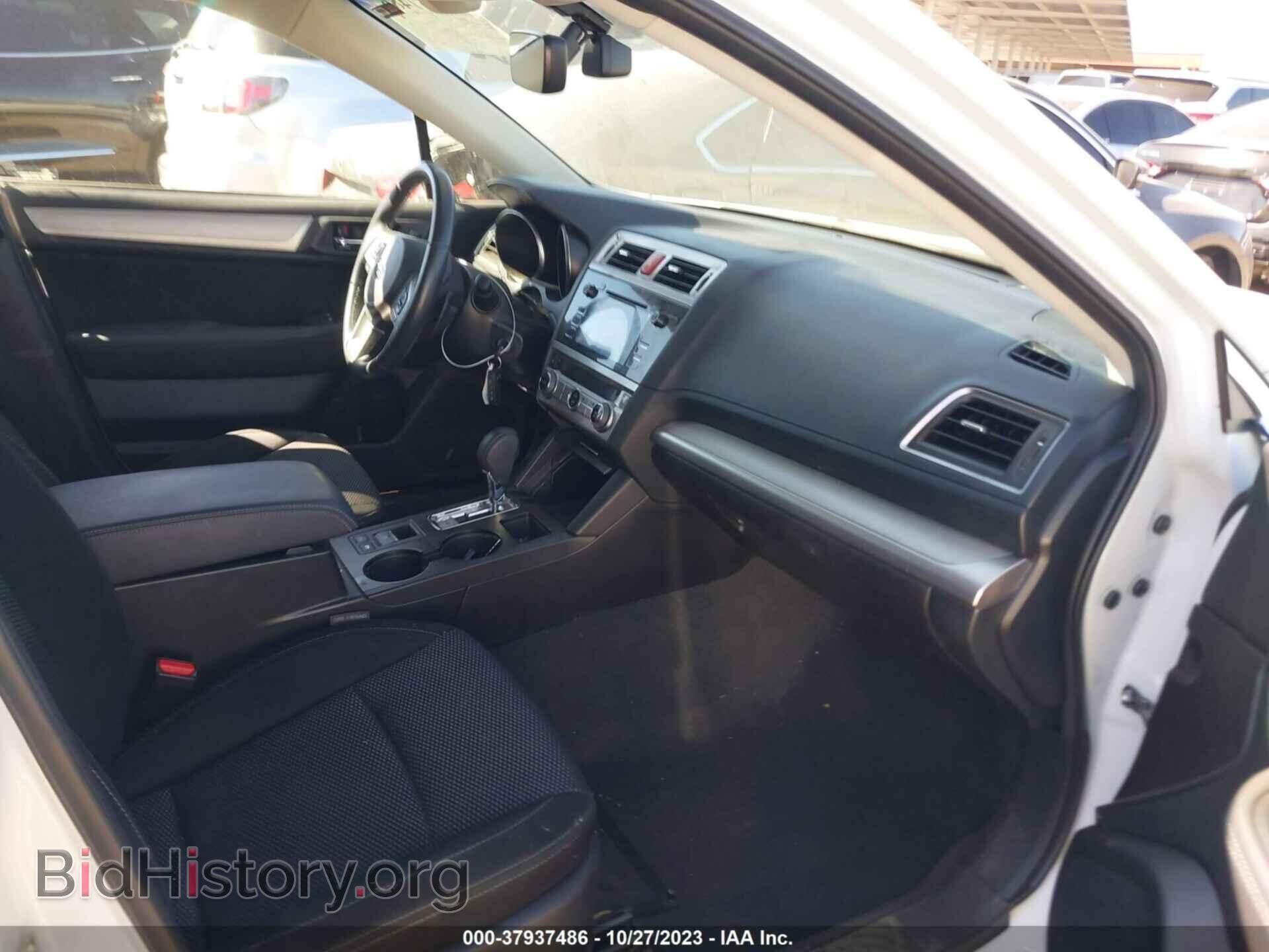 2017 SUBARU OUTBACK - VIN: 4S4BSAFC3H3322972 - Фото 5
