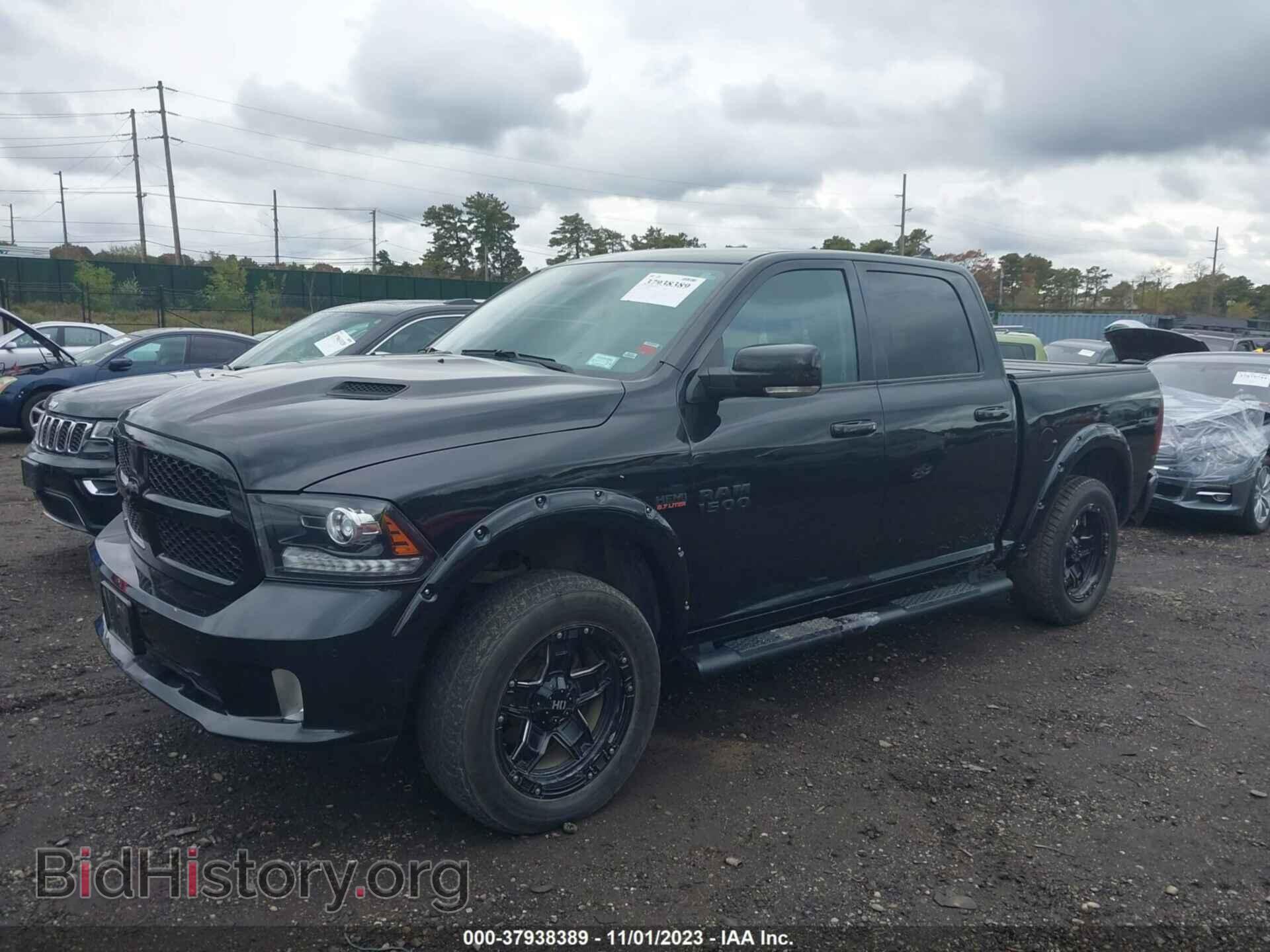 2018 RAM 1500 - VIN: 1C6RR7MT0JS240737 - Фото 2