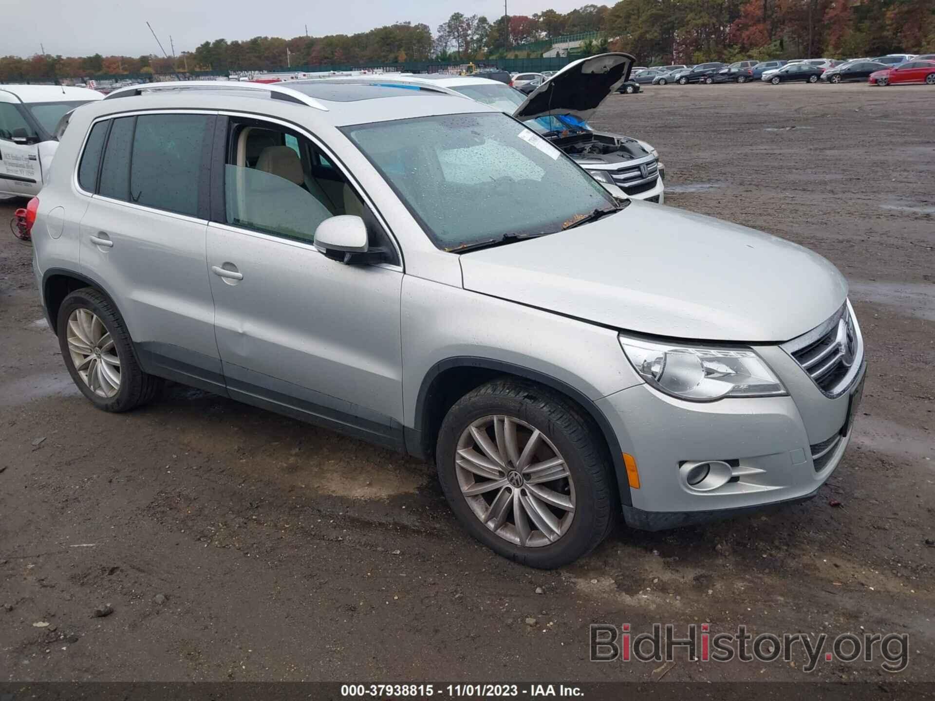 Photo WVGAV7AX6BW519687 - VOLKSWAGEN TIGUAN 2011