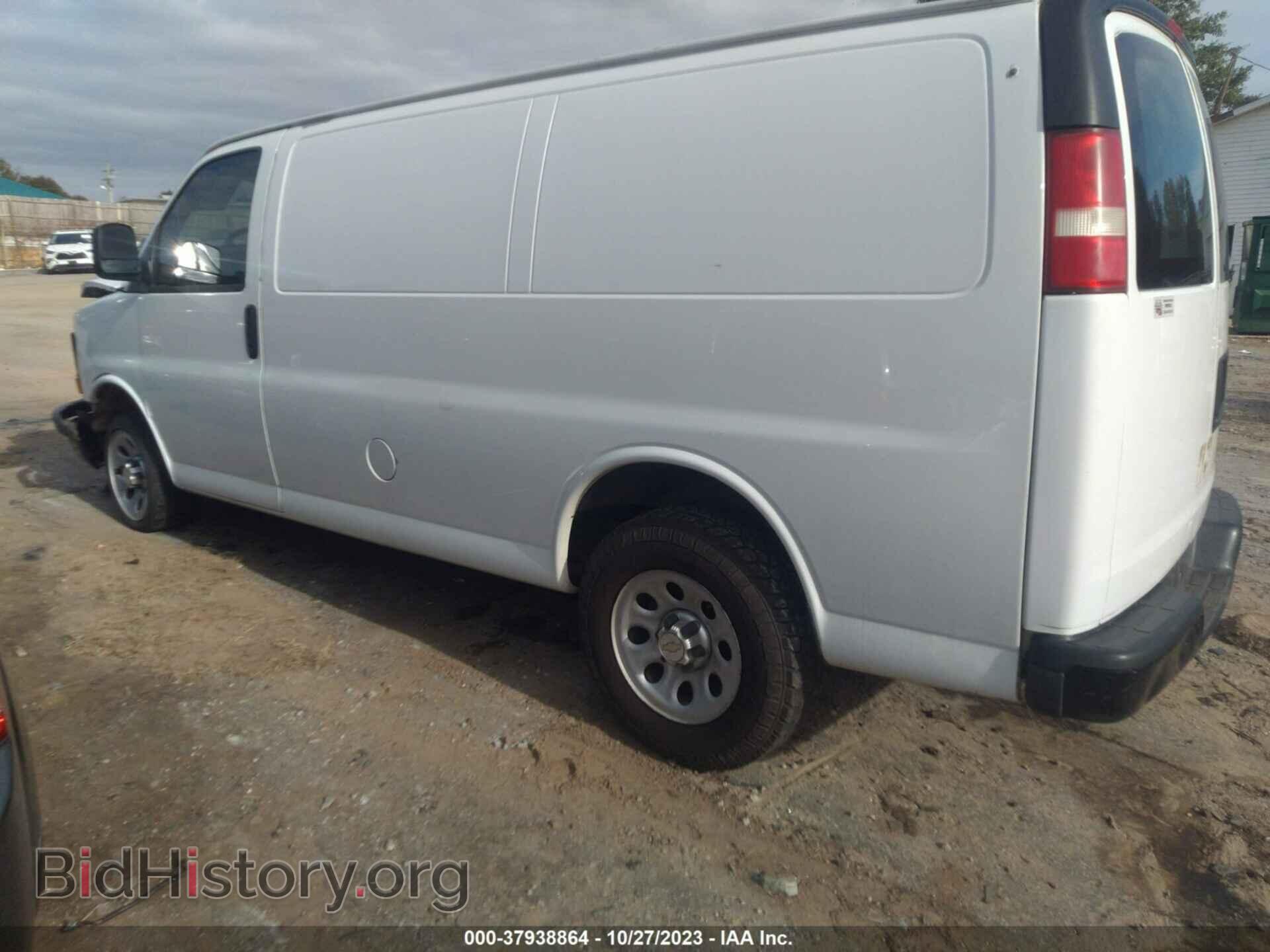2012 CHEVROLET EXPRESS CARGO VAN - VIN: 1GCSGAFX0C1141440 - Фото 3