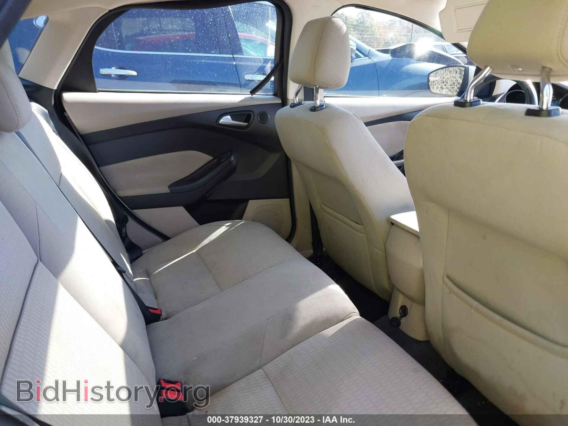 2012 FORD FOCUS - VIN: 1FAHP3M2XCL247241 - Фото 8