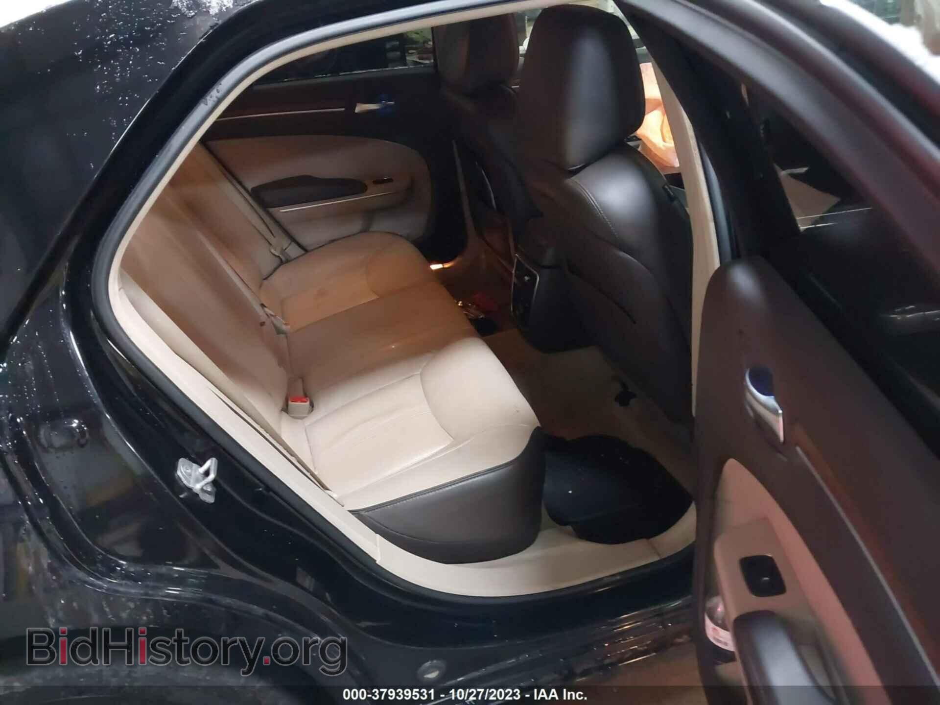 2013 CHRYSLER 300C - VIN: 2C3CCASG1DH564802 - Фото 8