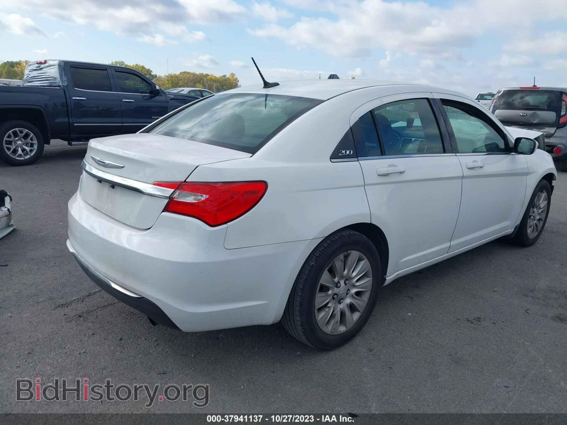 2013 CHRYSLER 200 - VIN: 1C3CCBAB2DN642054 - Фото 4