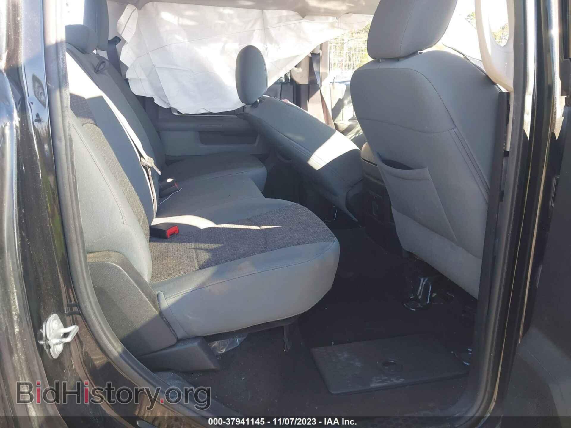 2017 RAM 1500 - VIN: 3C6RR7LT8HG669207 - Фото 8