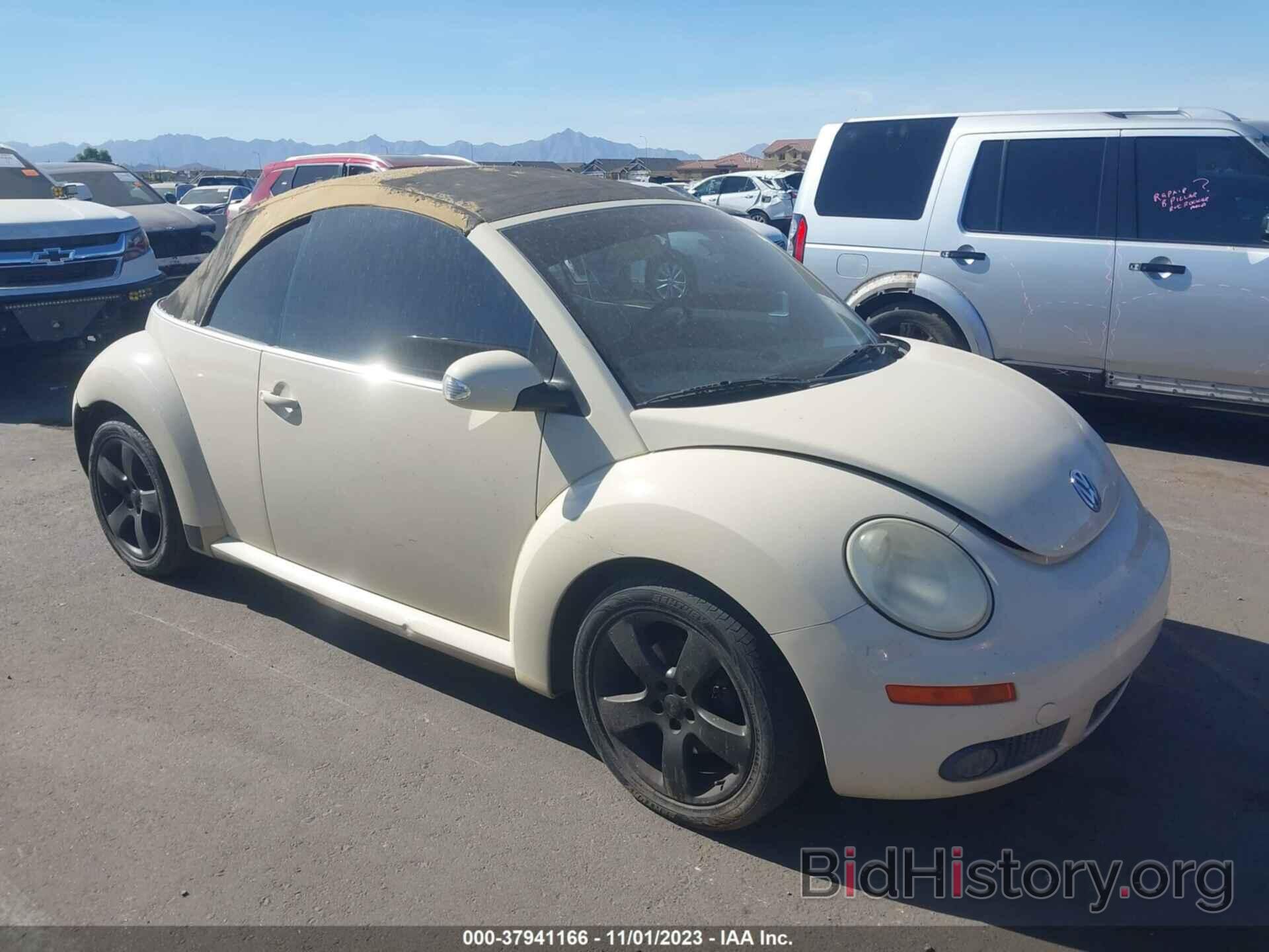 Photo 3VWSF31Y67M415115 - VOLKSWAGEN NEW BEETLE CONVERTIBLE 2007