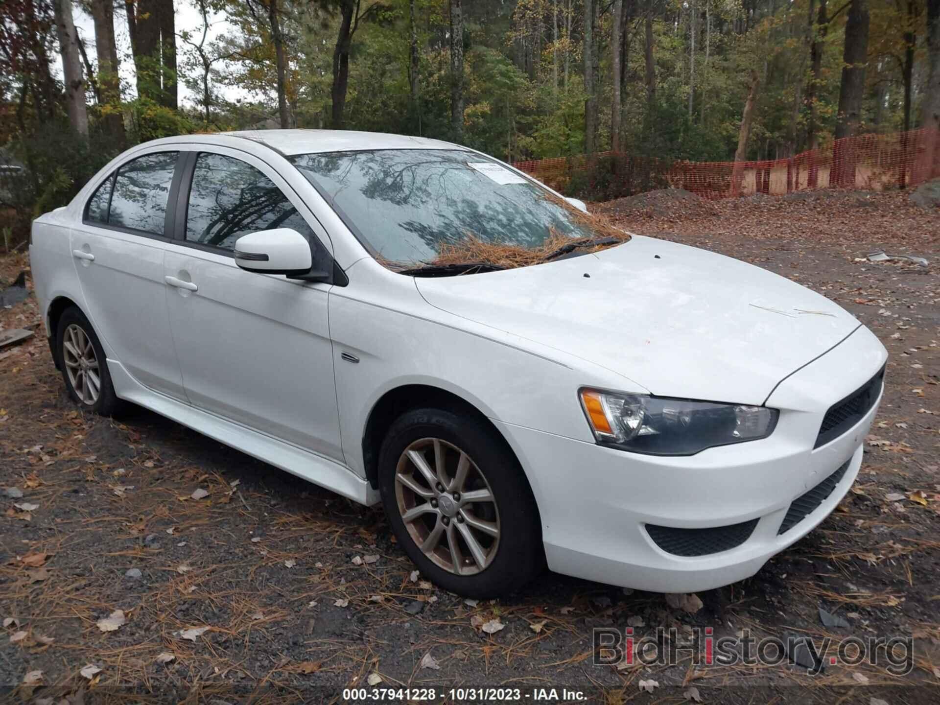 Photo JA32U2FU0FU004357 - MITSUBISHI LANCER 2015