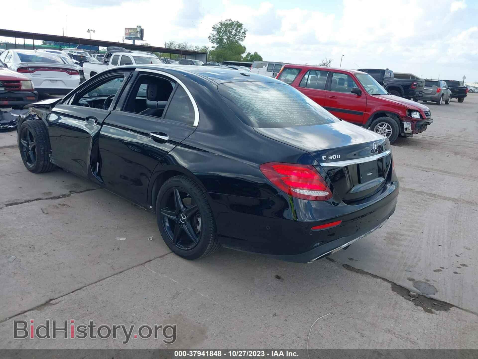 2017 MERCEDES-BENZ E 300 - VIN: WDDZF4JB6HA042312 - Фото 3
