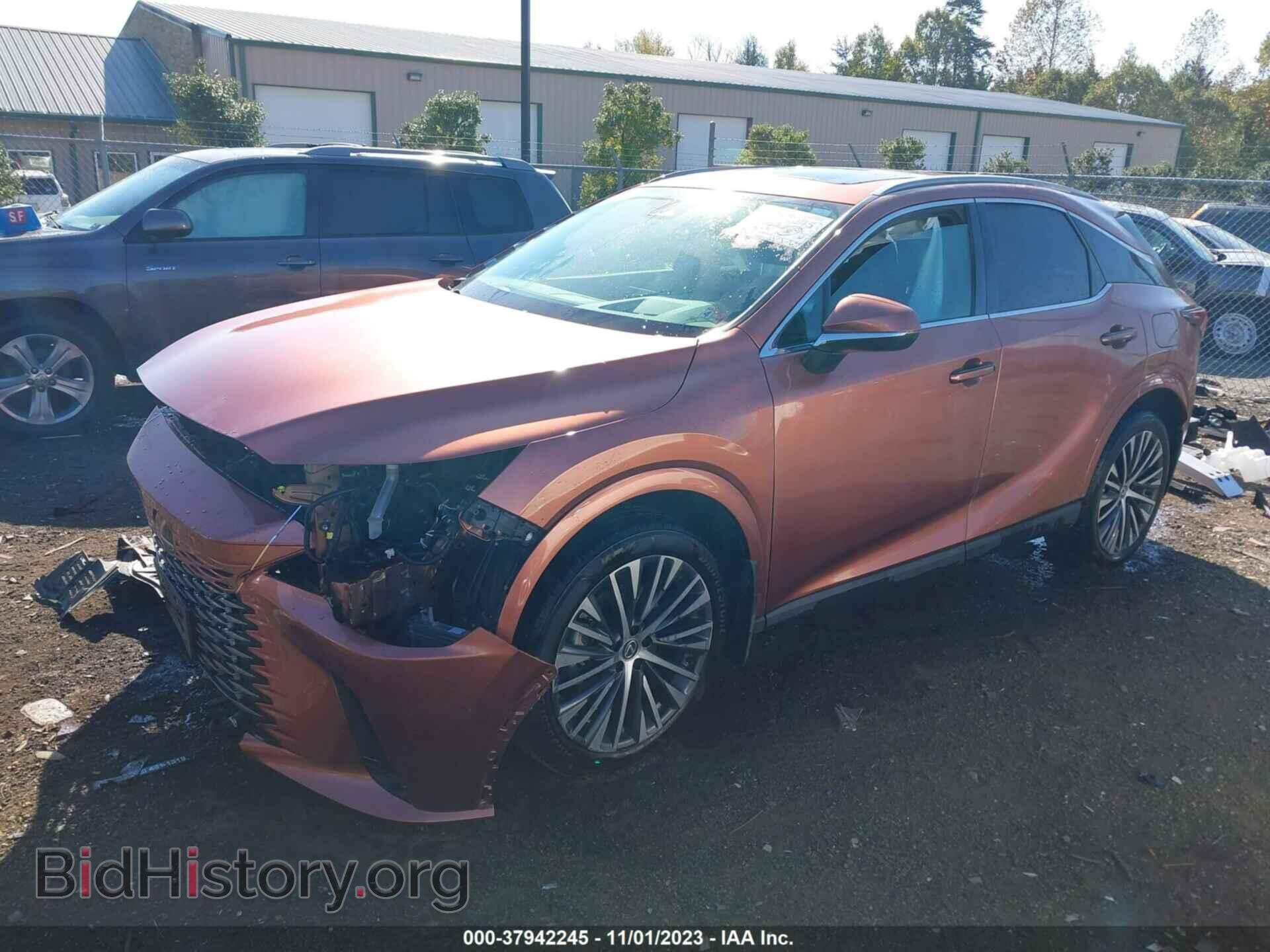 2023 LEXUS RX - VIN: 2T2BBMCA2PC005968 - Фото 2