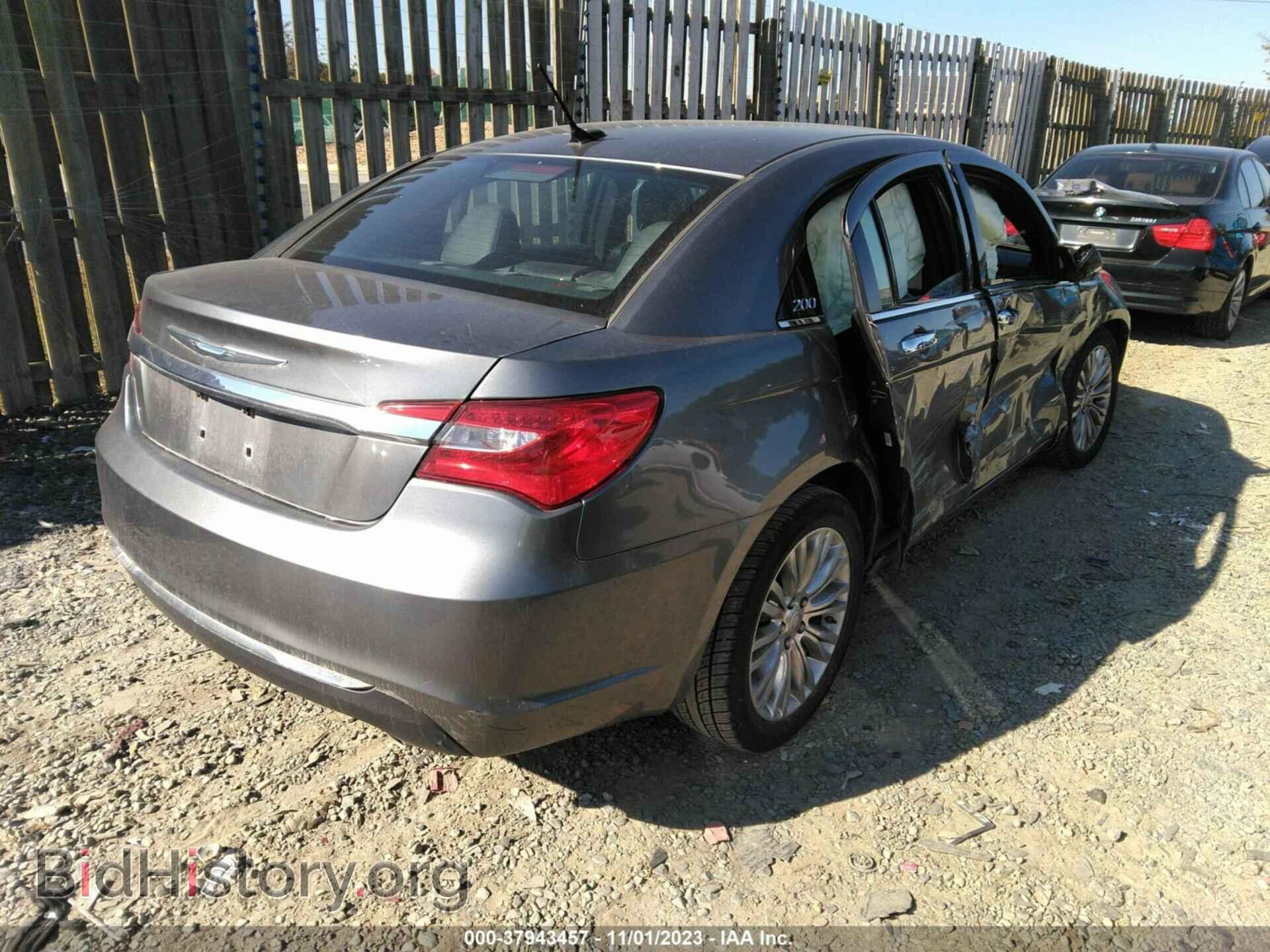2012 CHRYSLER 200 - VIN: 1C3CCBCG2CN210880 - Фото 4