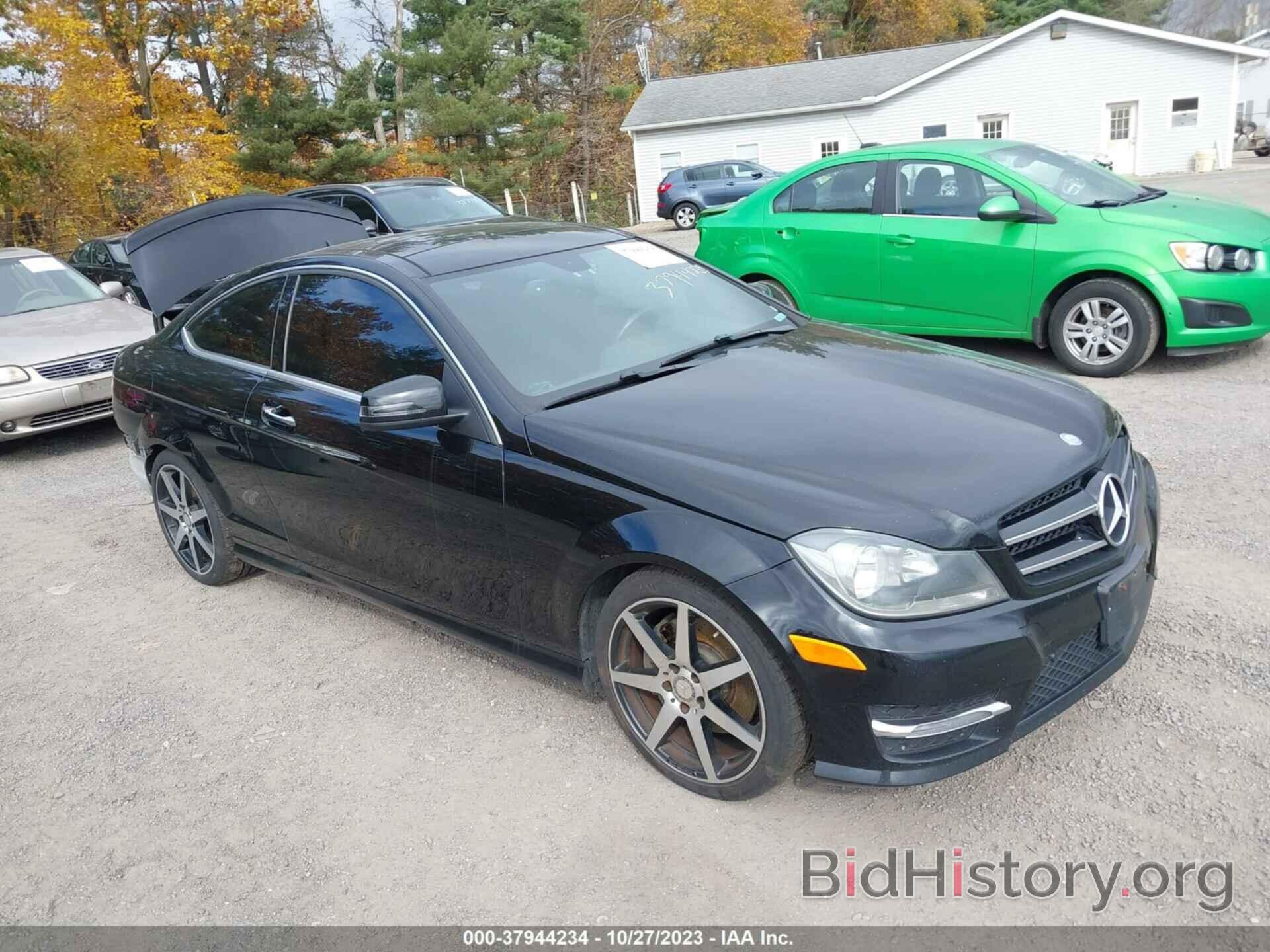 Photo WDDGJ8JBXFG358027 - MERCEDES-BENZ C 350 2015