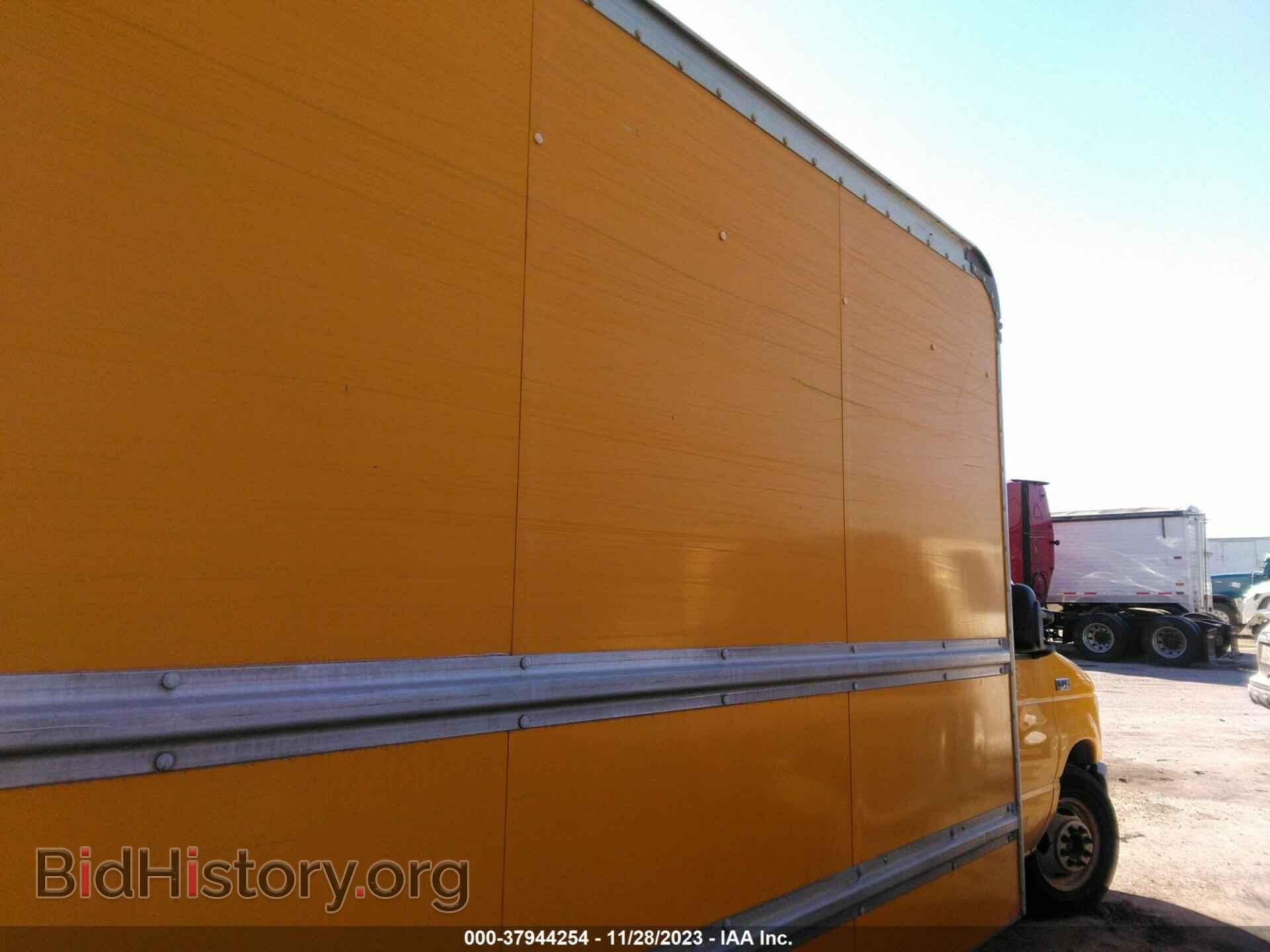 2012 FORD E-350 CUTAWAY - VIN: 1FDWE3FS5CDA63108 - Photo 4