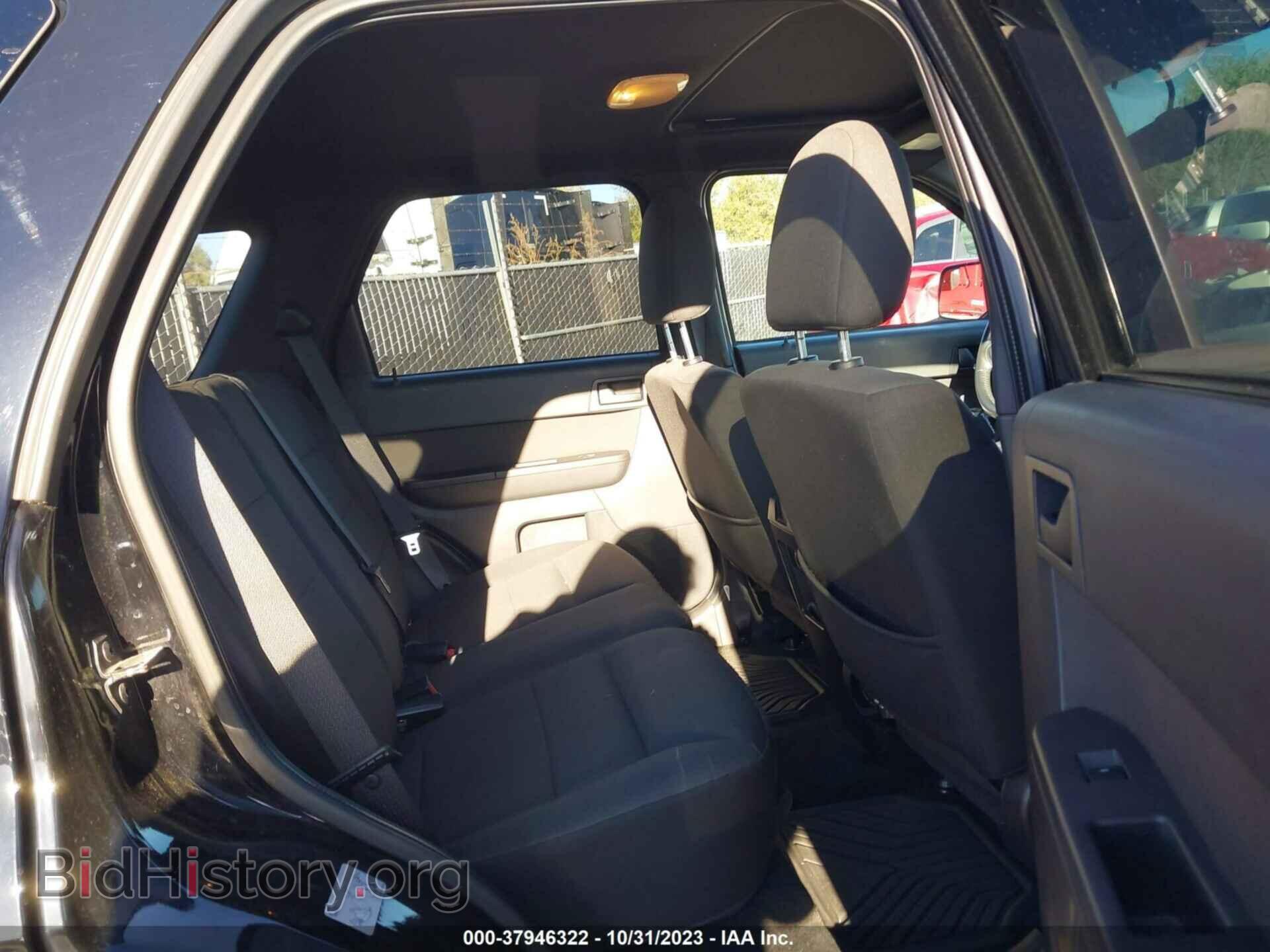 2012 FORD ESCAPE - VIN: 1FMCU0DG1CKC18204 - Photo 8
