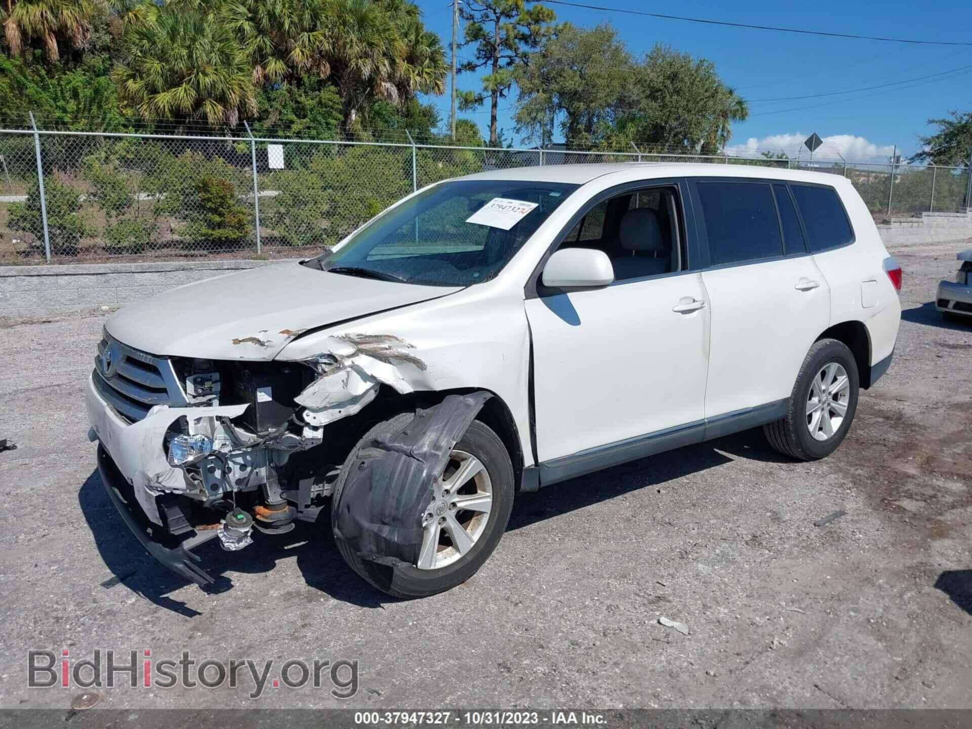 2013 TOYOTA HIGHLANDER - VIN: 5TDZA3EH2DS031645 - Фото 2