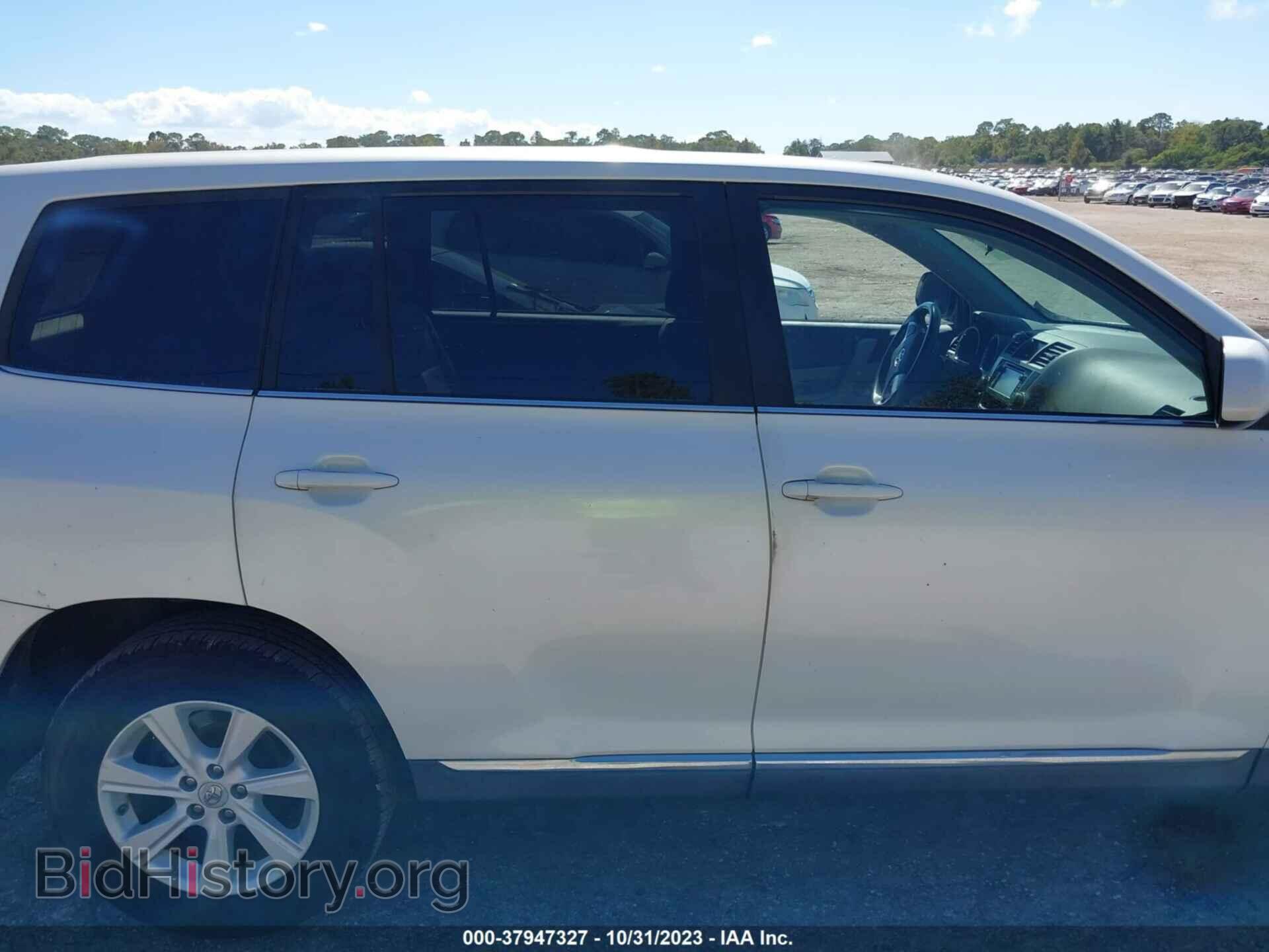 2013 TOYOTA HIGHLANDER - VIN: 5TDZA3EH2DS031645 - Фото 13