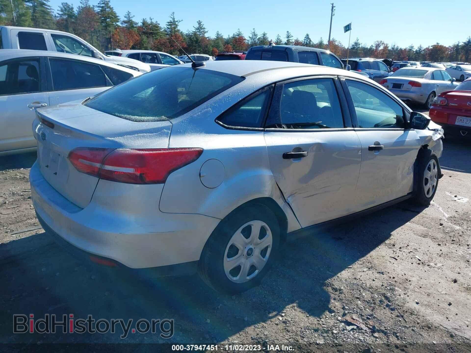 2017 FORD FOCUS - VIN: 1FADP3E25HL239097 - Photo 4