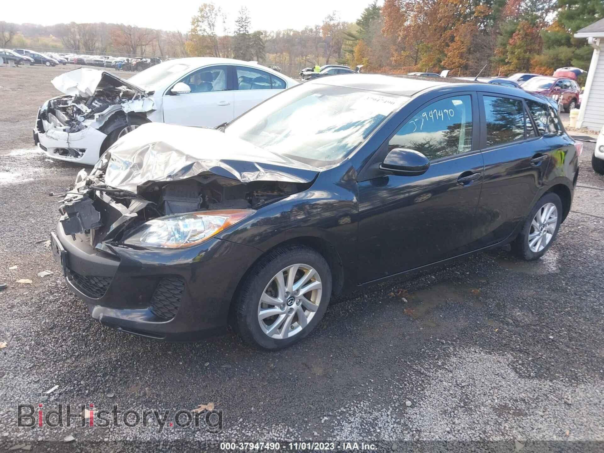 2013 MAZDA MAZDA3 - VIN: JM1BL1LP6D1776065 - Фото 2