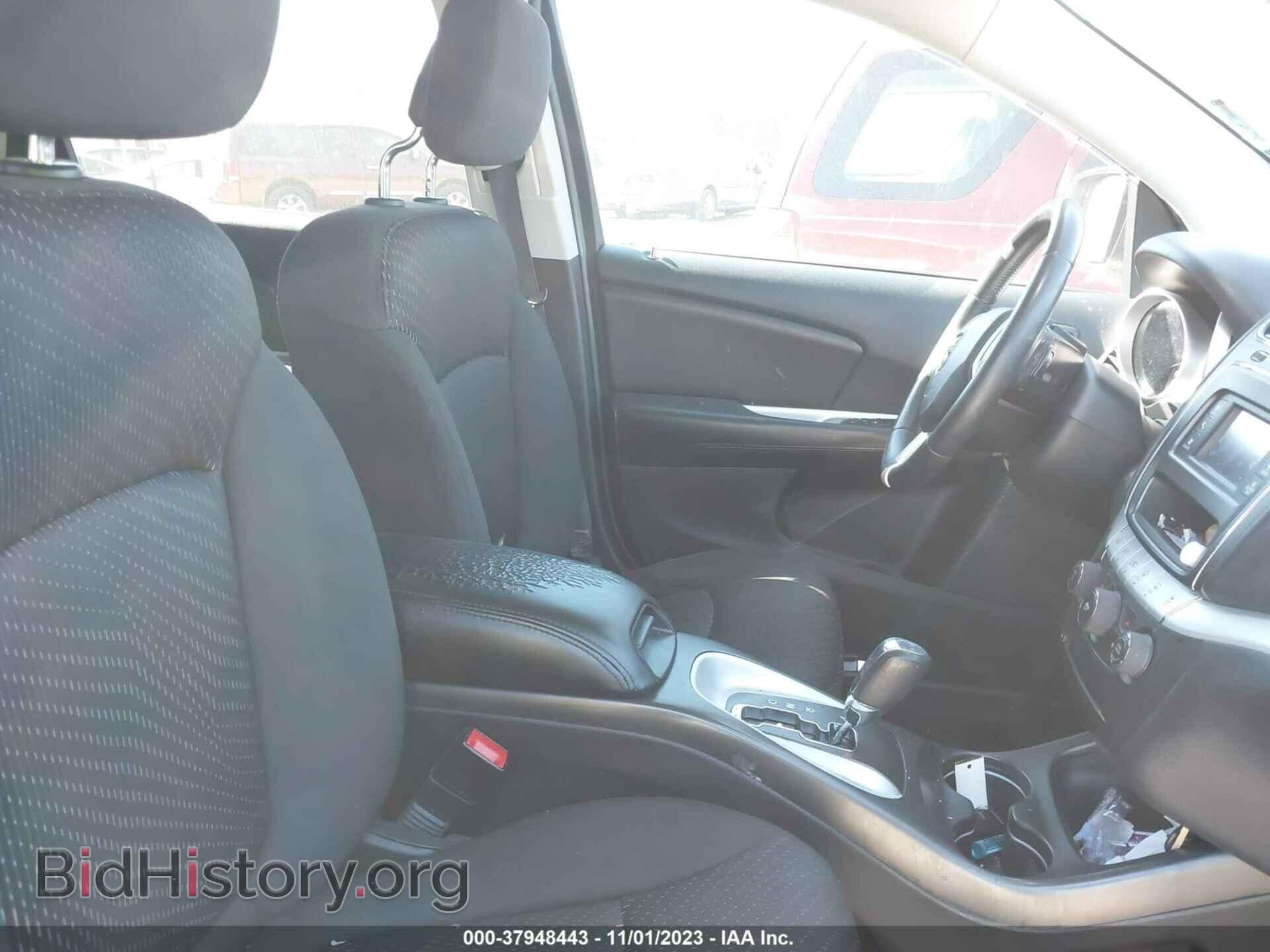 2017 DODGE JOURNEY - VIN: 3C4PDCGB2HT501840 - Фото 5