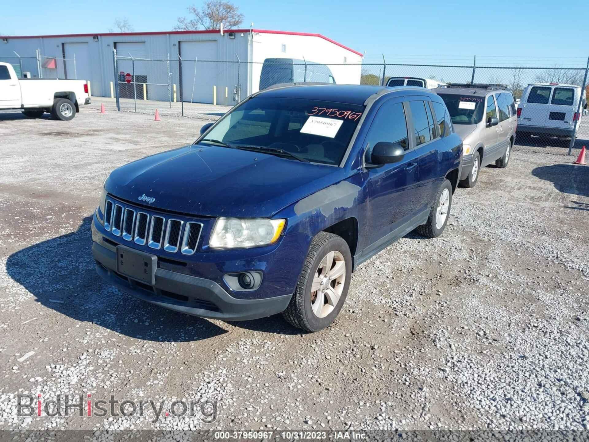 2012 JEEP COMPASS - VIN: 1C4NJDEB2CD675804 - Photo 2