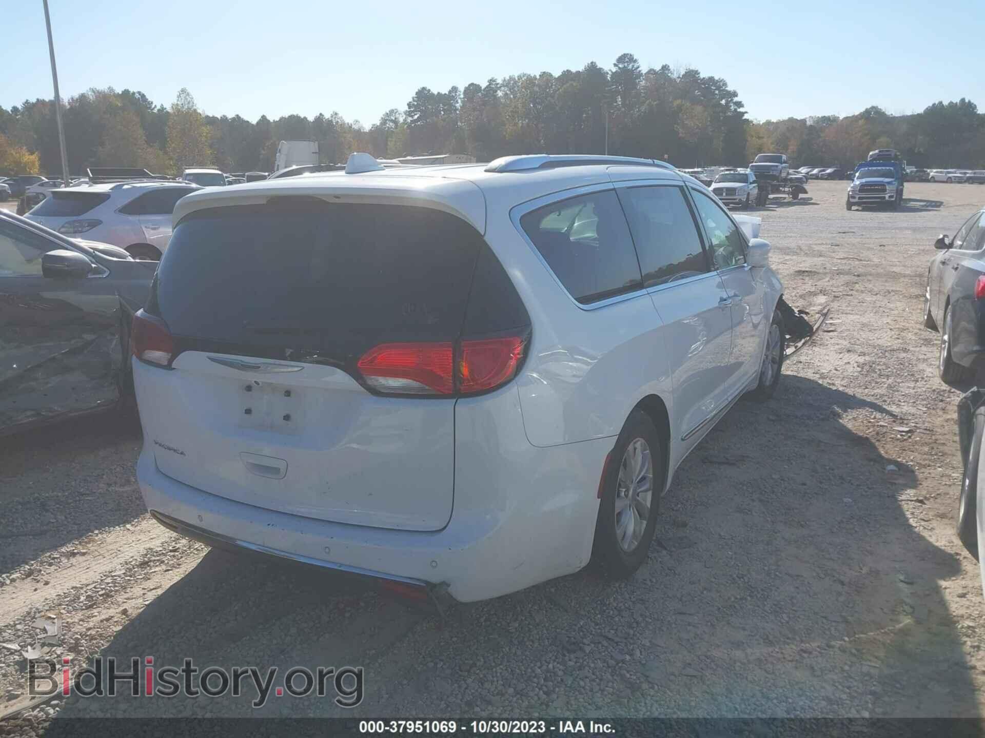 2019 CHRYSLER PACIFICA - VIN: 2C4RC1BG4KR603654 - Фото 4