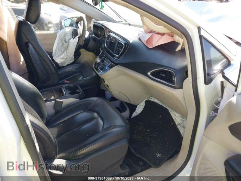 2019 Chrysler PACIFICA (VIN 2C4RC1BG4KR603654) — фото 5 из 16