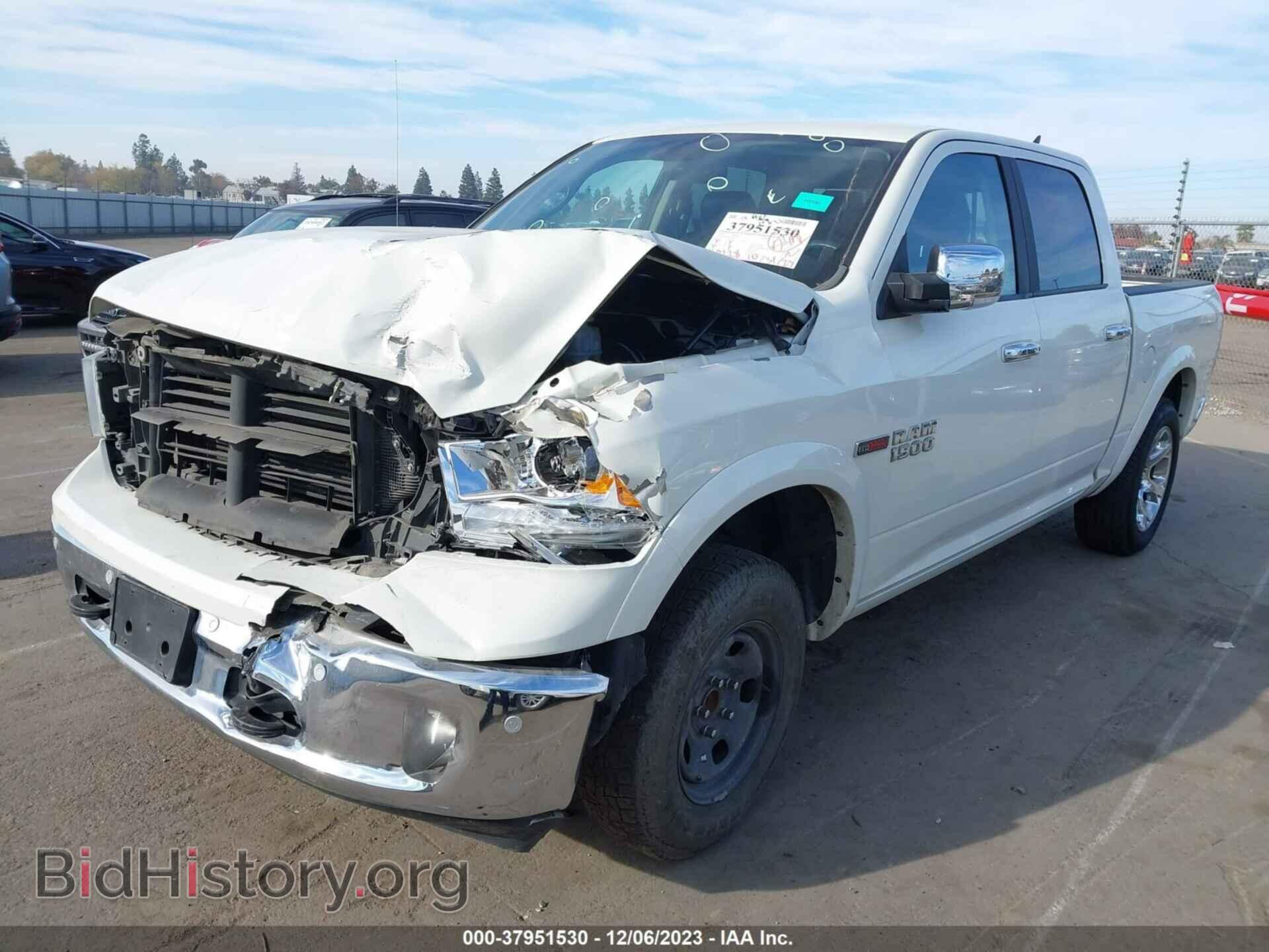 2018 RAM 1500 - VIN: 1C6RR6NM2JS337214 - Фото 2