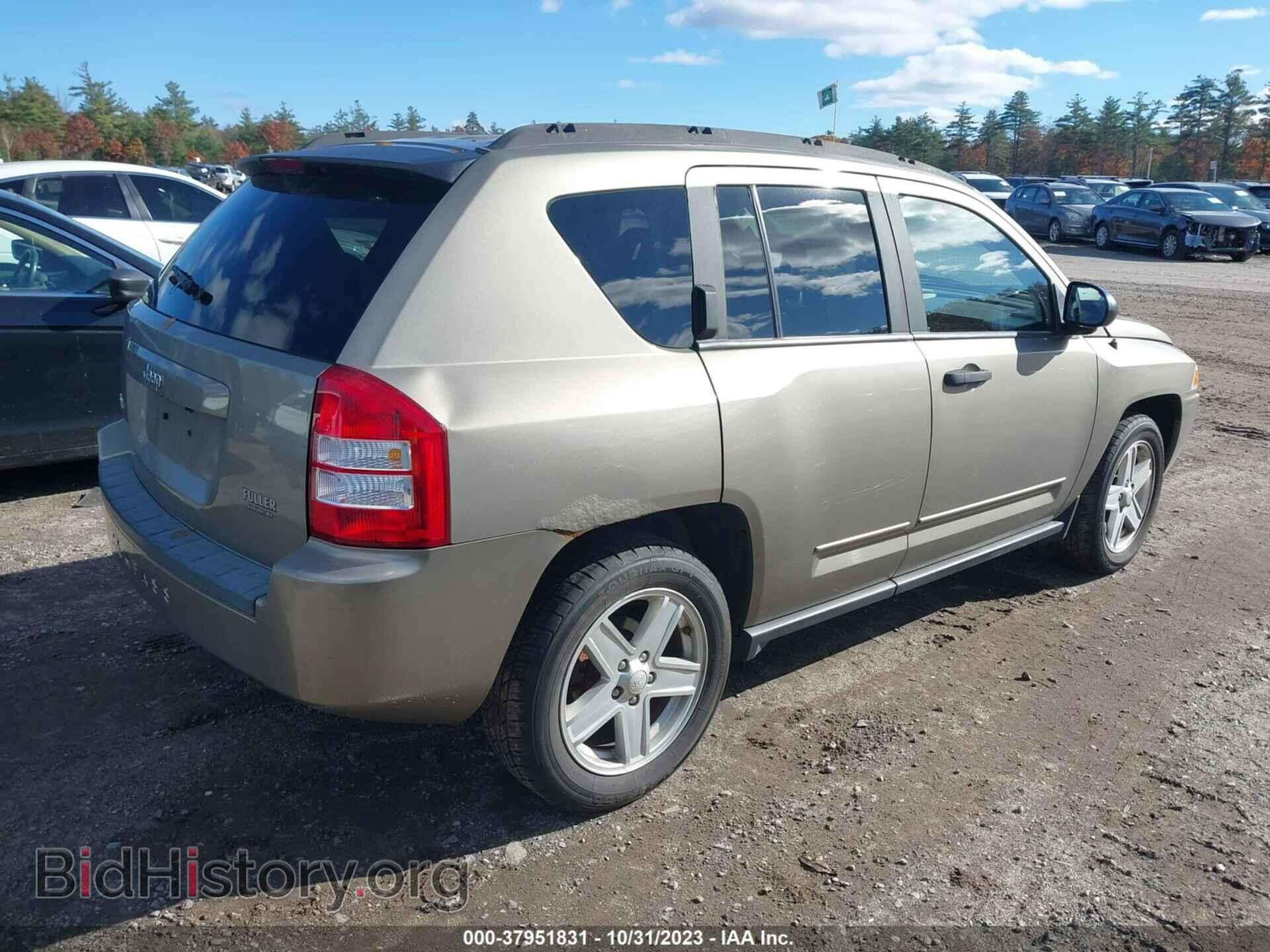 2008 JEEP COMPASS - VIN: 1J8FF47W38D528297 - Фото 4