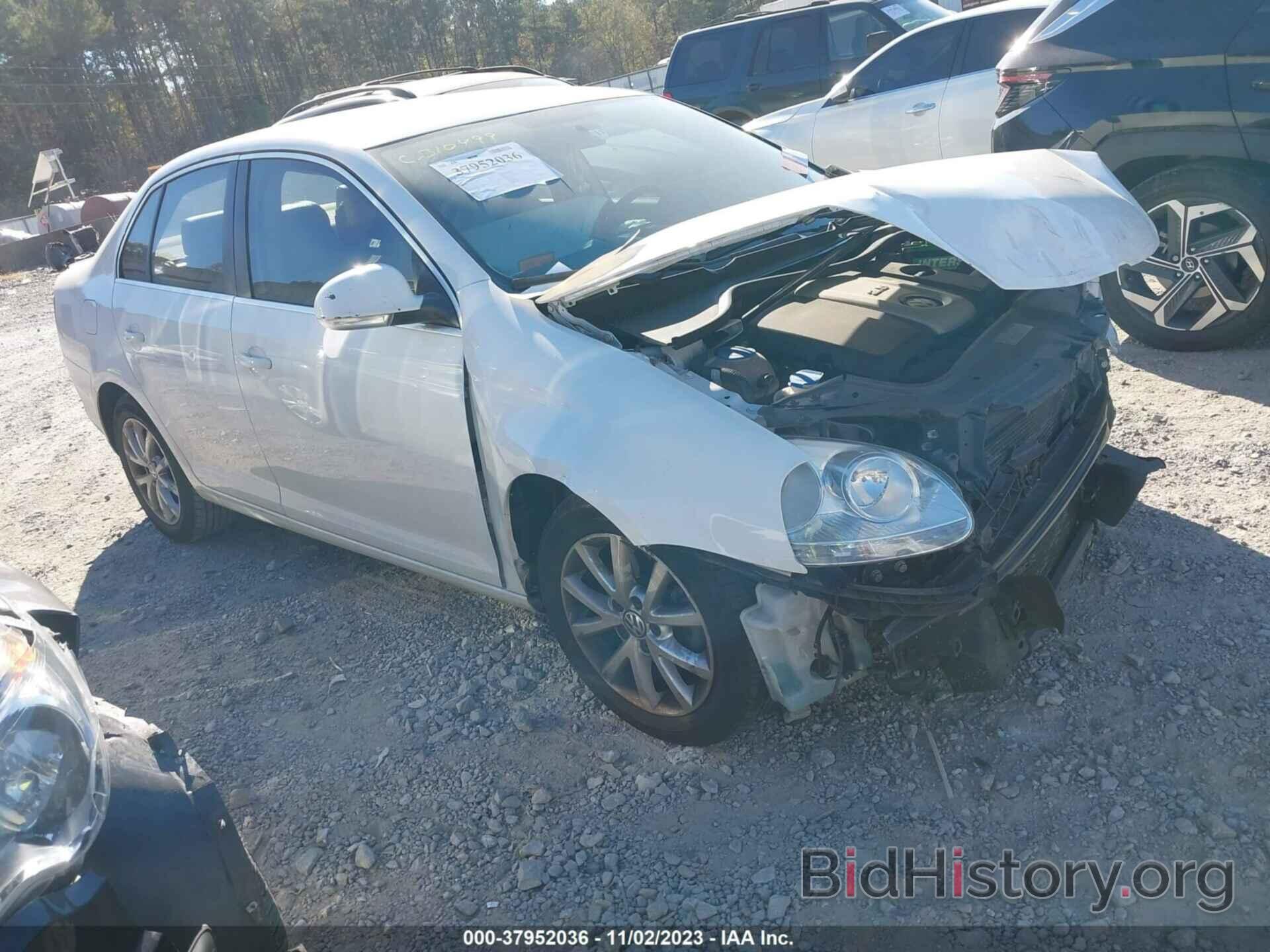 Photo 3VWRX7AJ1AM054650 - VOLKSWAGEN JETTA 2010