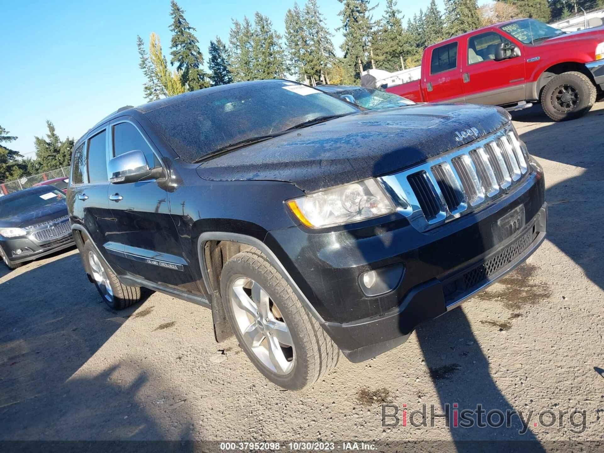 Photo 1J4RS6GT3BC647427 - JEEP GRAND CHEROKEE 2011