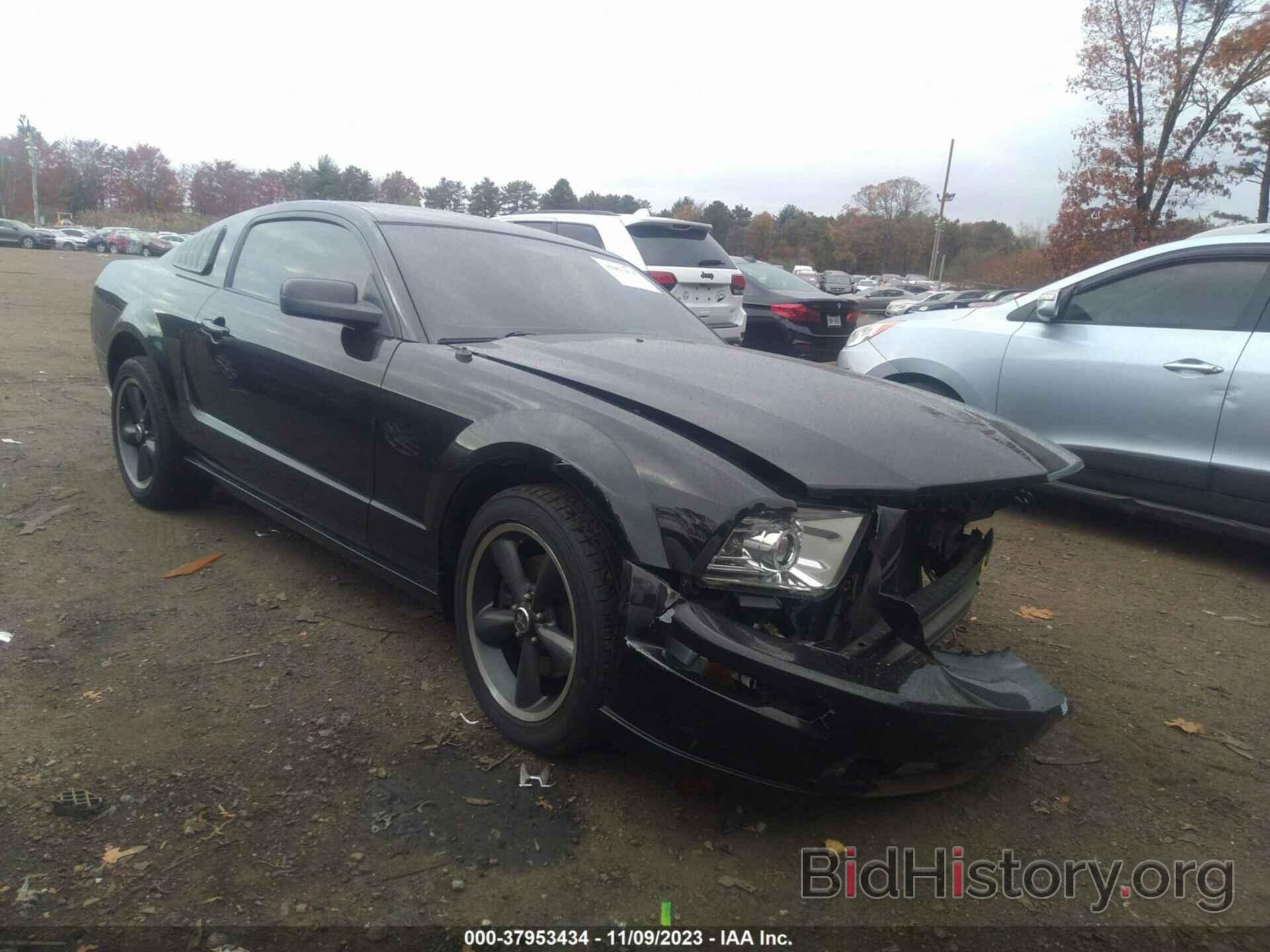 Photo 1ZVHT82H785184456 - FORD MUSTANG 2008