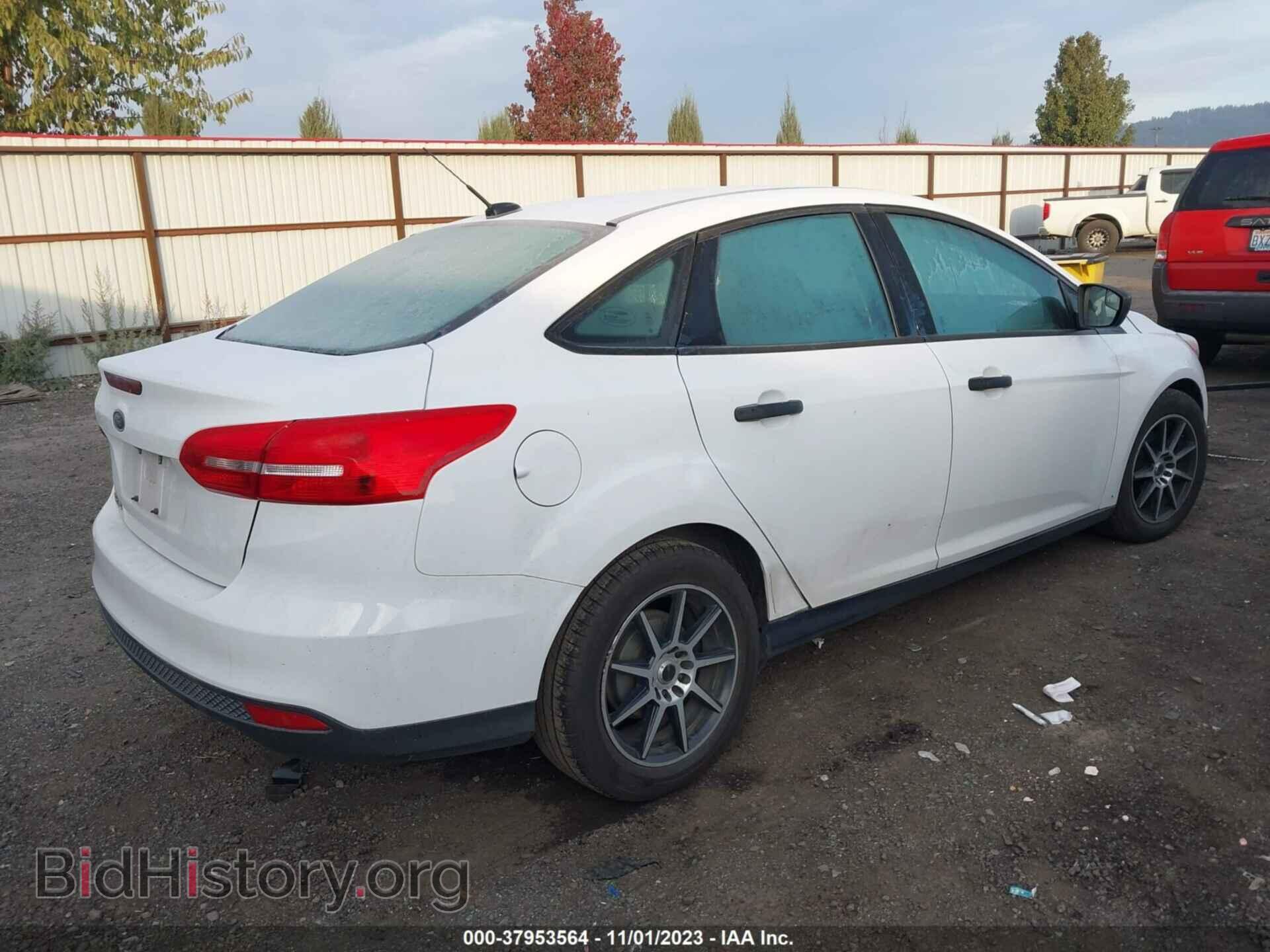 2015 FORD FOCUS - VIN: 1FADP3E29FL257082 - Photo 4